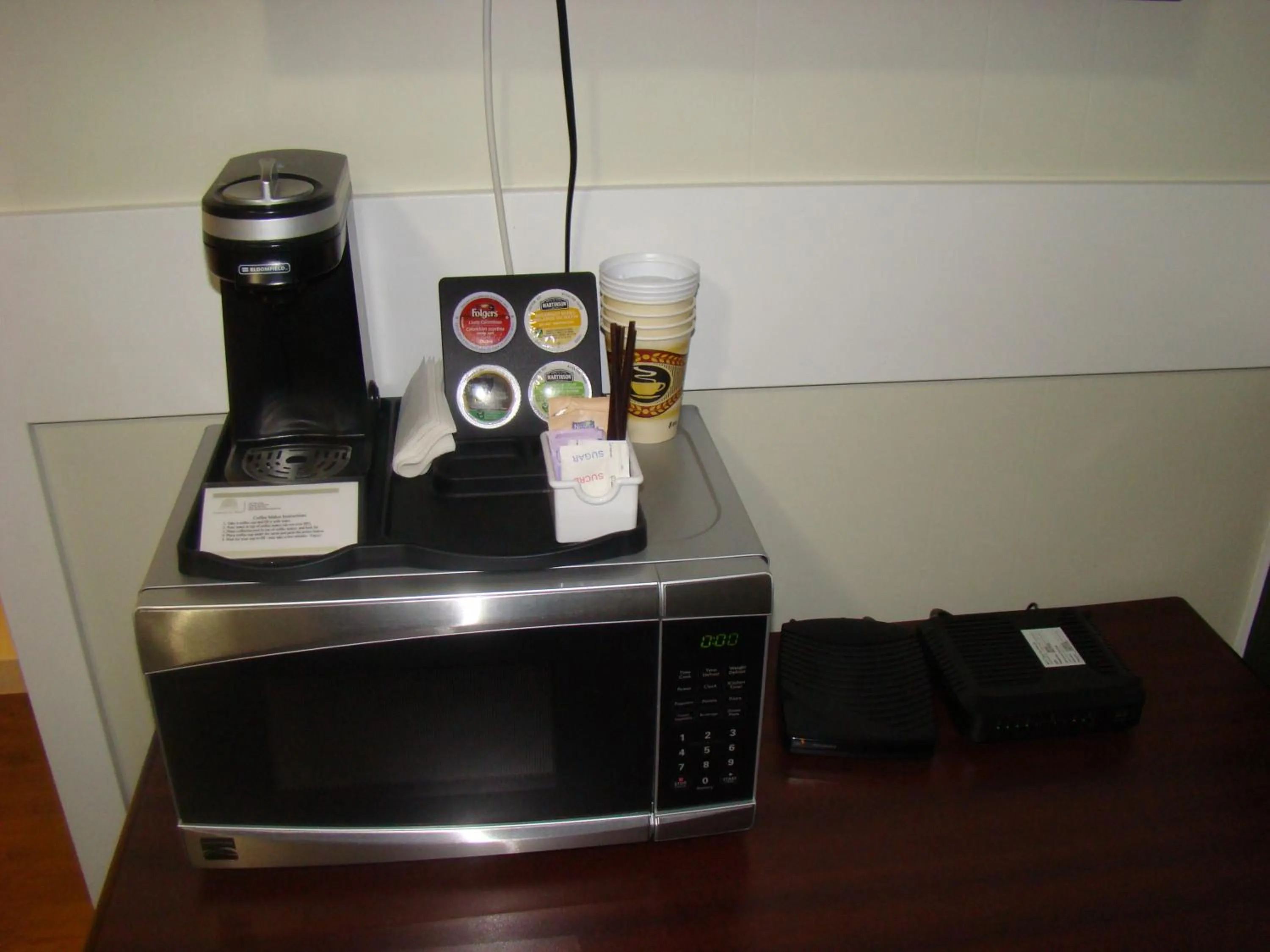 Coffee/tea facilities in Paddock Inn