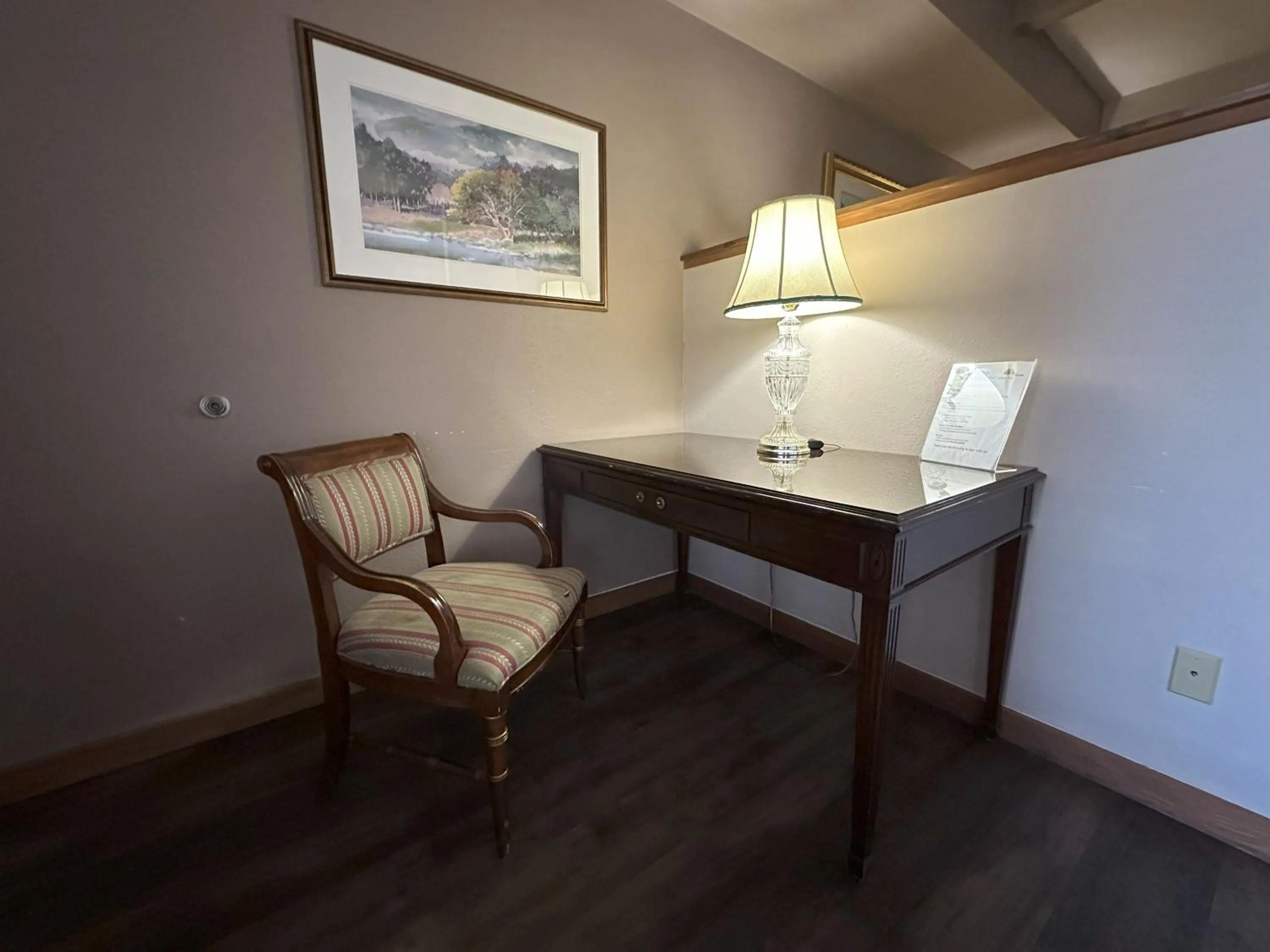 furniture in Timber Lodge Inn