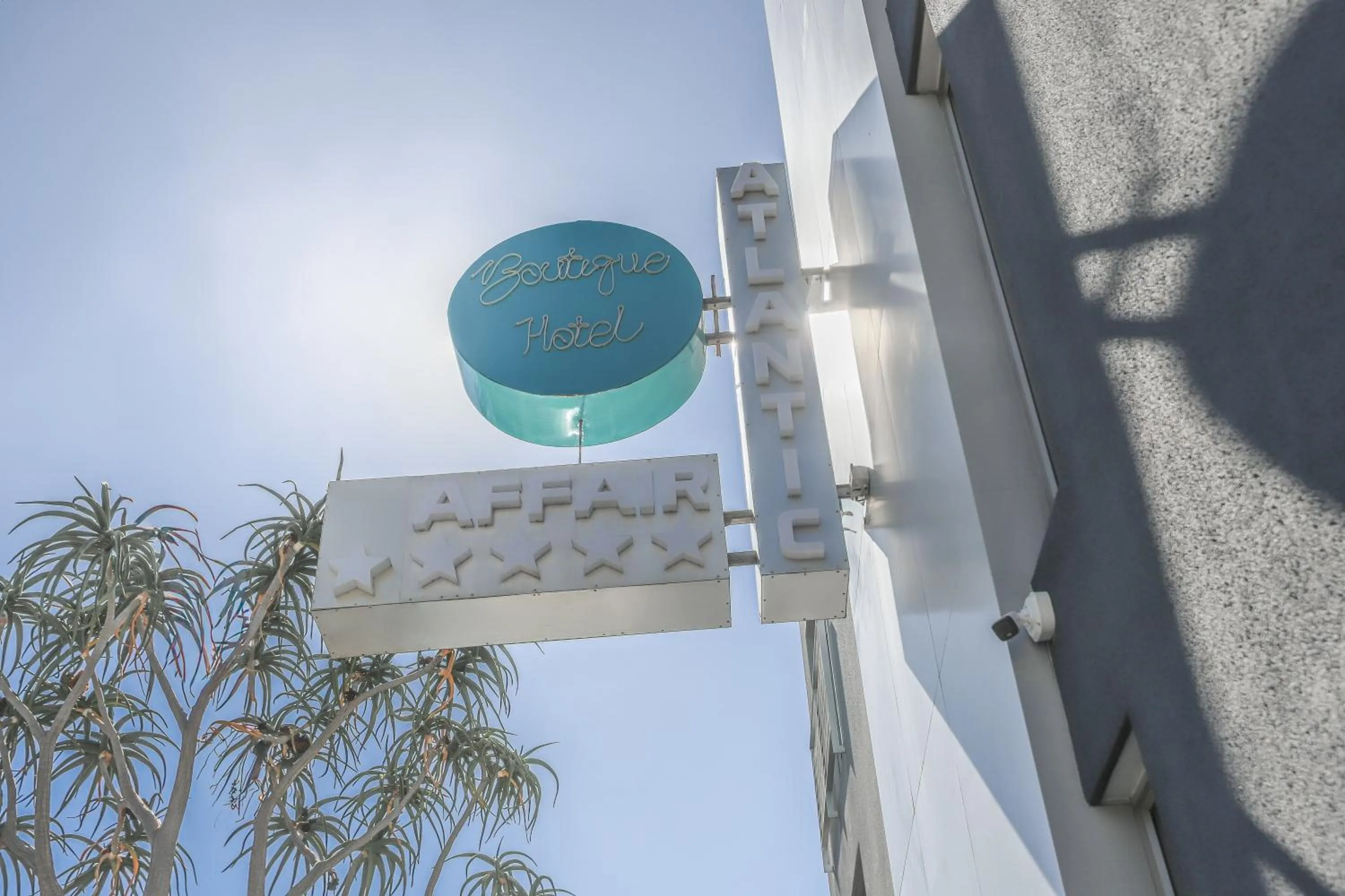 Day in Atlantic Affair Boutique Hotel