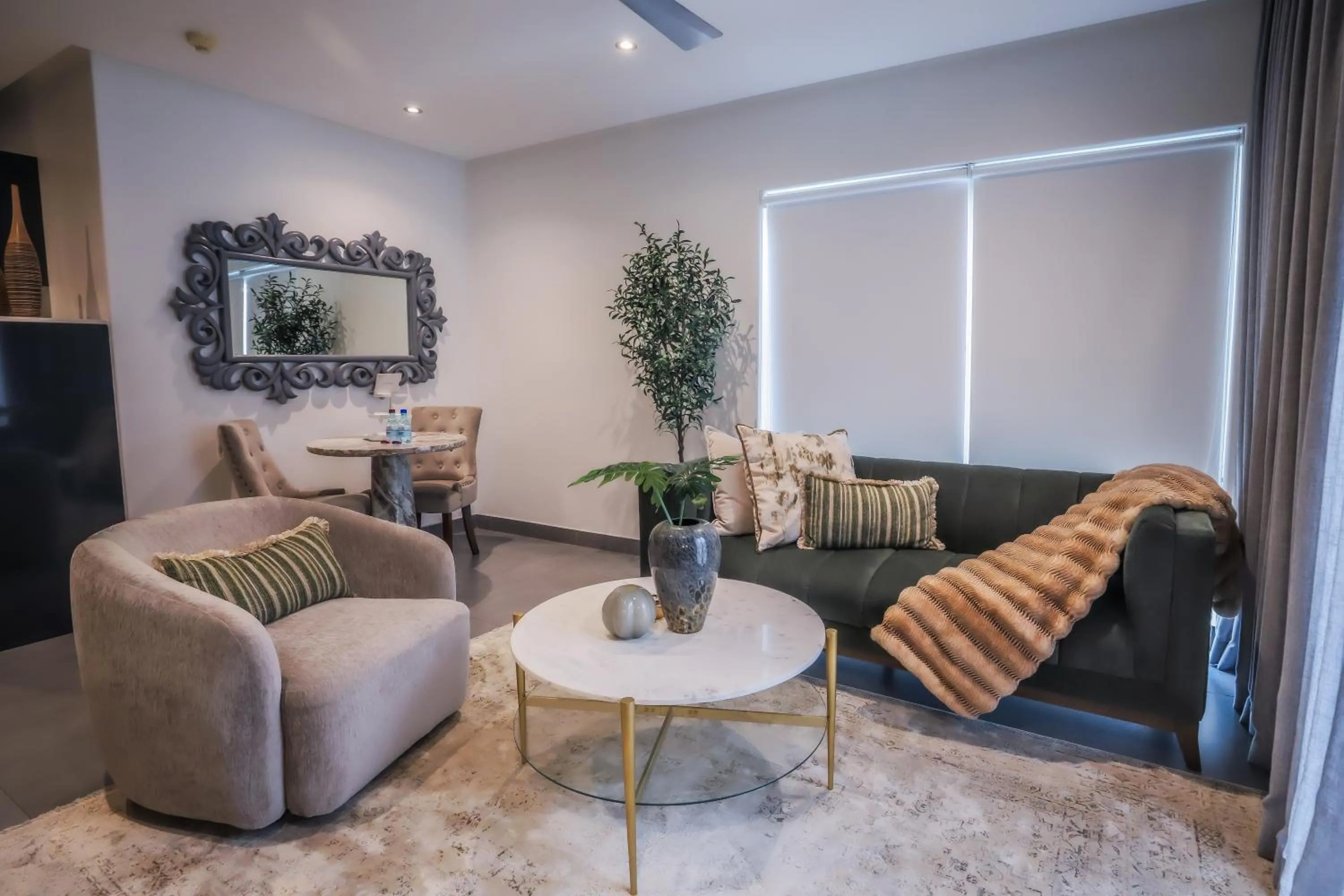 Living room in Atlantic Affair Boutique Hotel