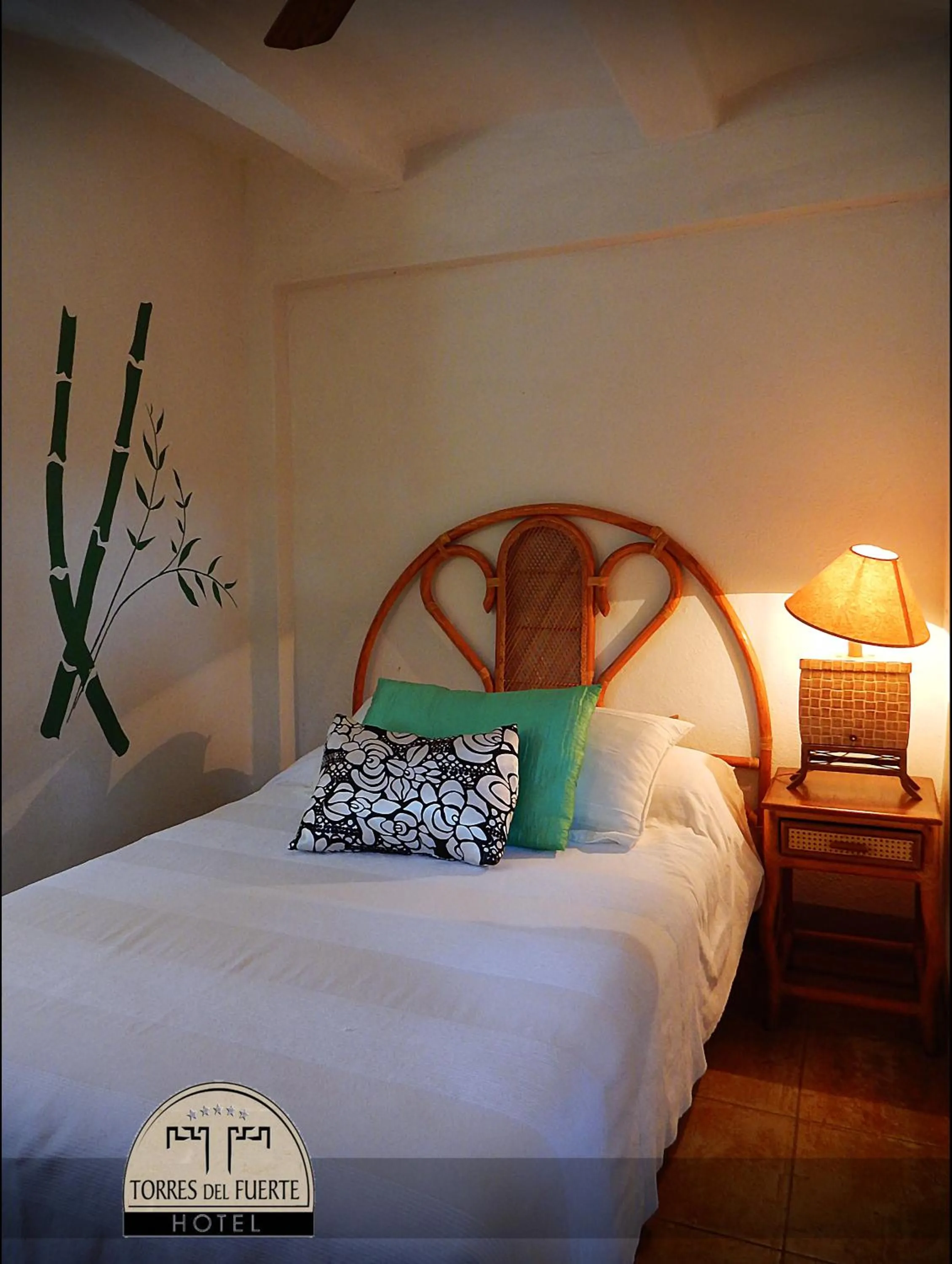 Photo of the whole room, Bed in Hotel Torres Del Fuerte