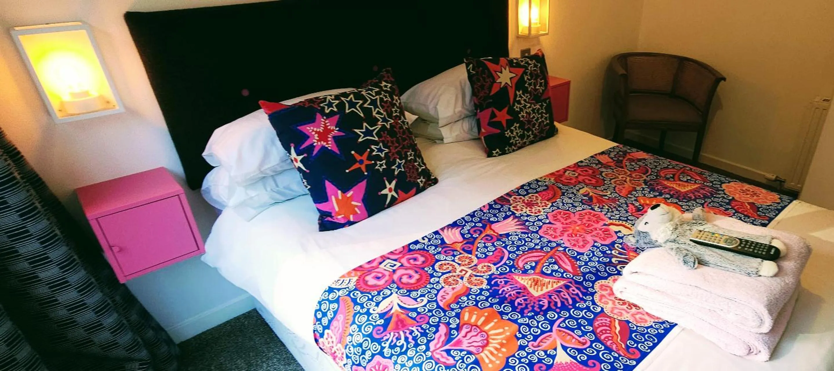 Bed in Boat House Super Suites