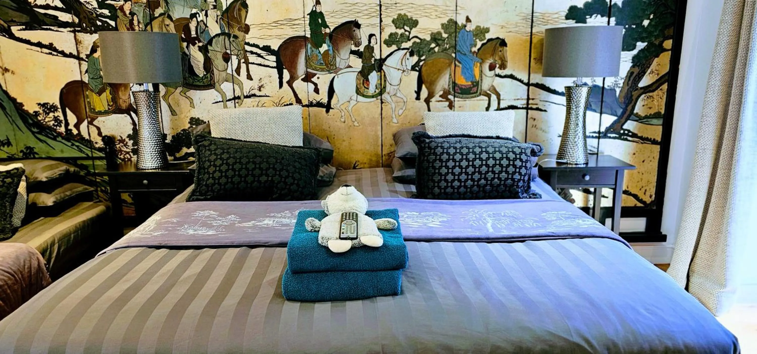 Bedroom, Bed in Boat House Super Suites