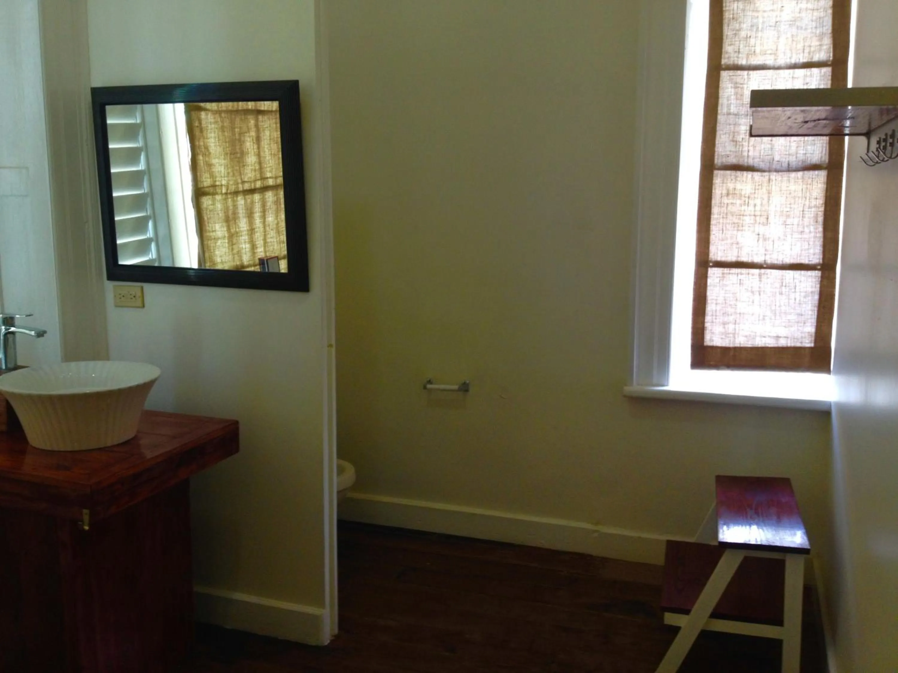 Bathroom in Mobay Kotch