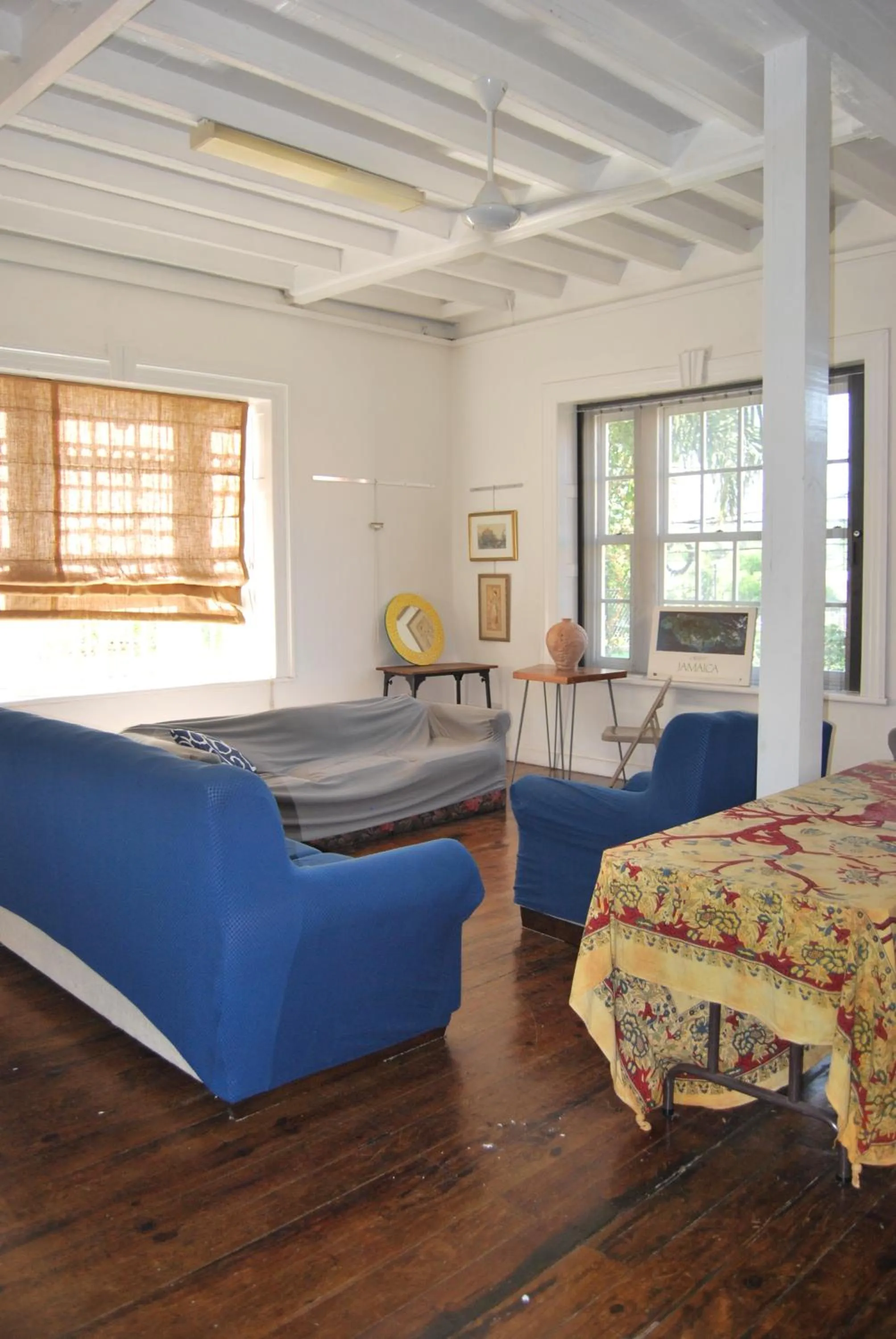 Living room in Mobay Kotch