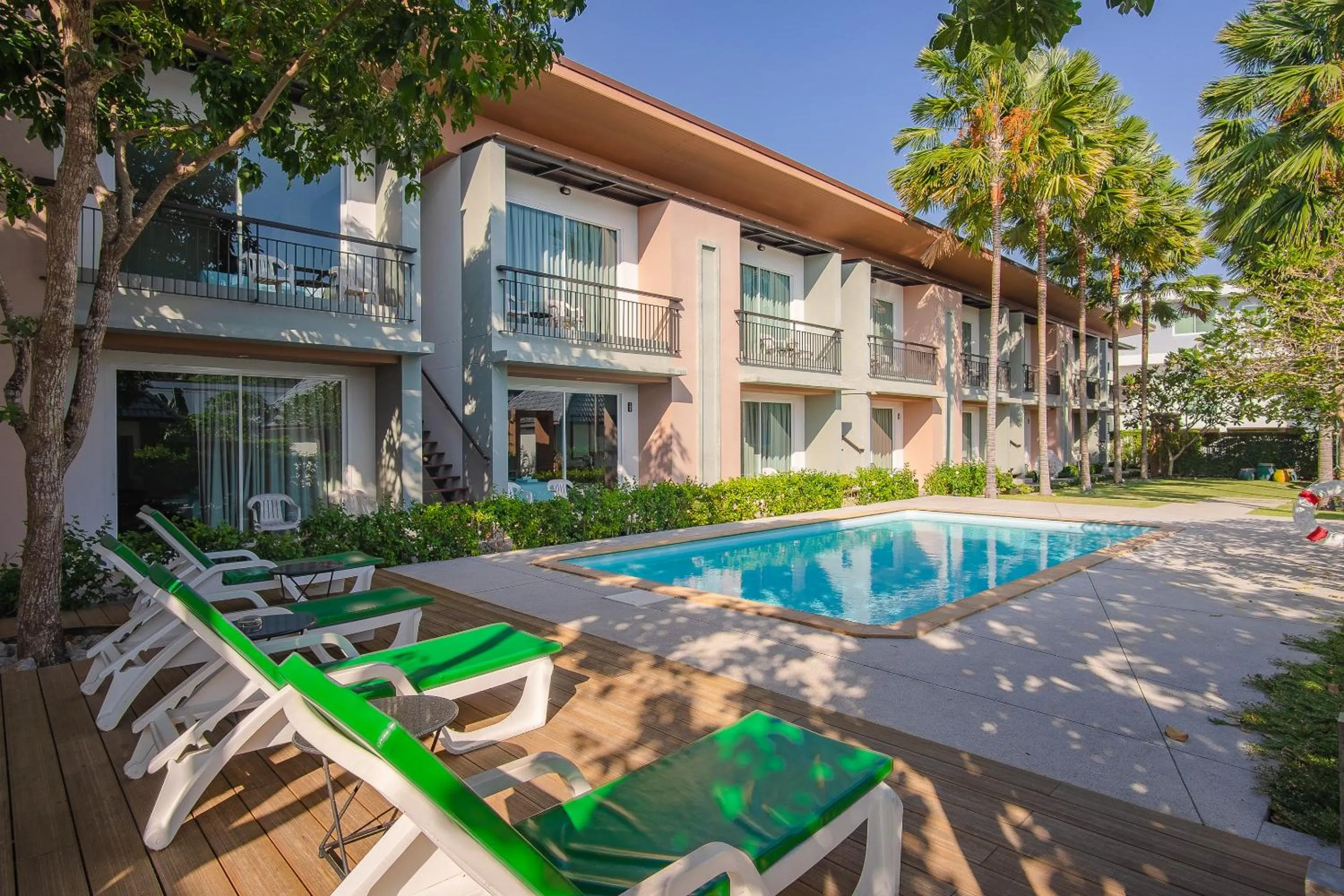 Swimming pool in Parida Resort