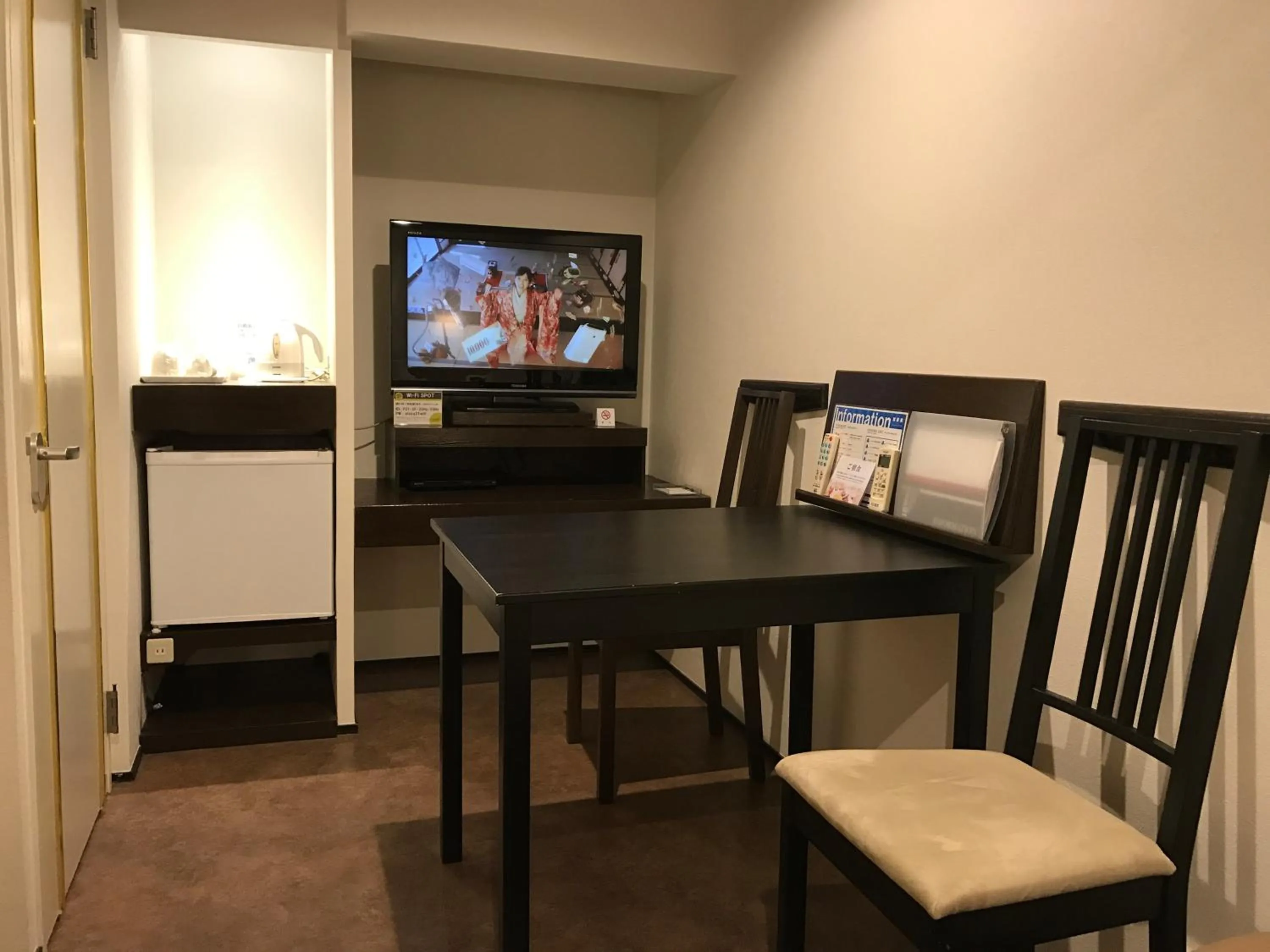 Dining area in ビジネスインホテルプラザ21大阪京橋