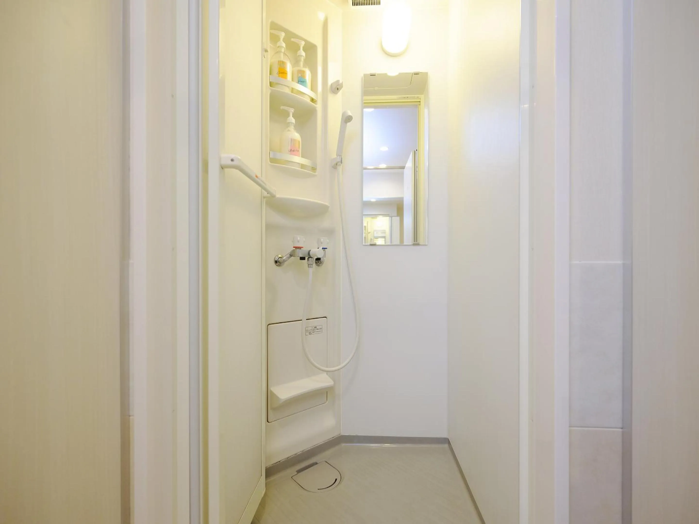 Shower in HOTEL THE CUBE Naha Kokusai Street