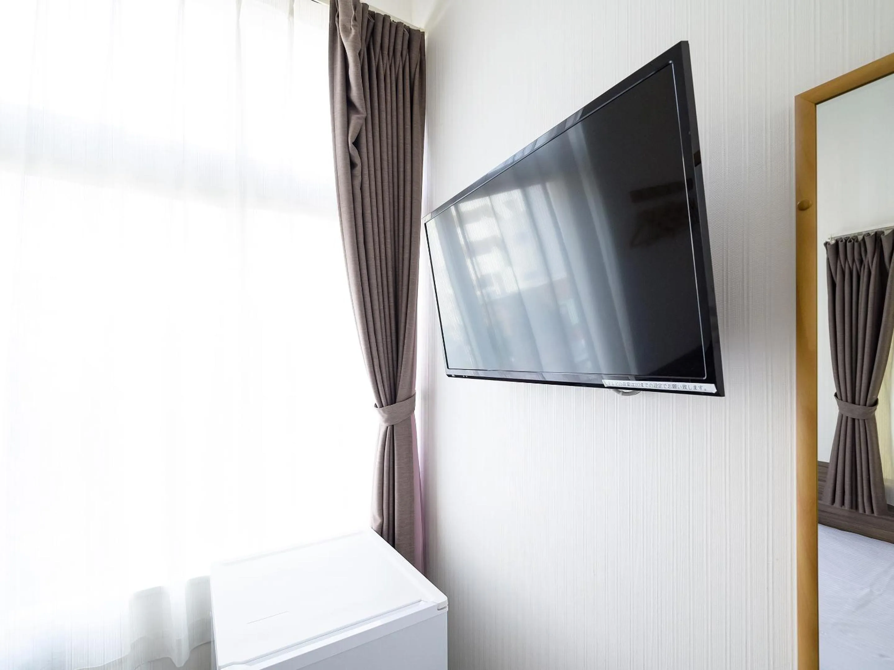 Photo of the whole room in HOTEL THE CUBE Naha Kokusai Street