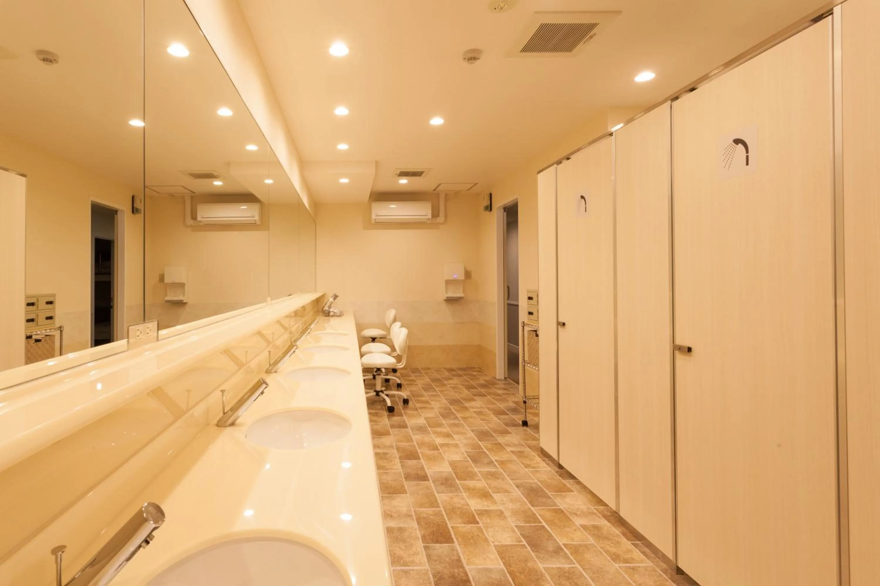 Bathroom in HOTEL THE CUBE Naha Kokusai Street