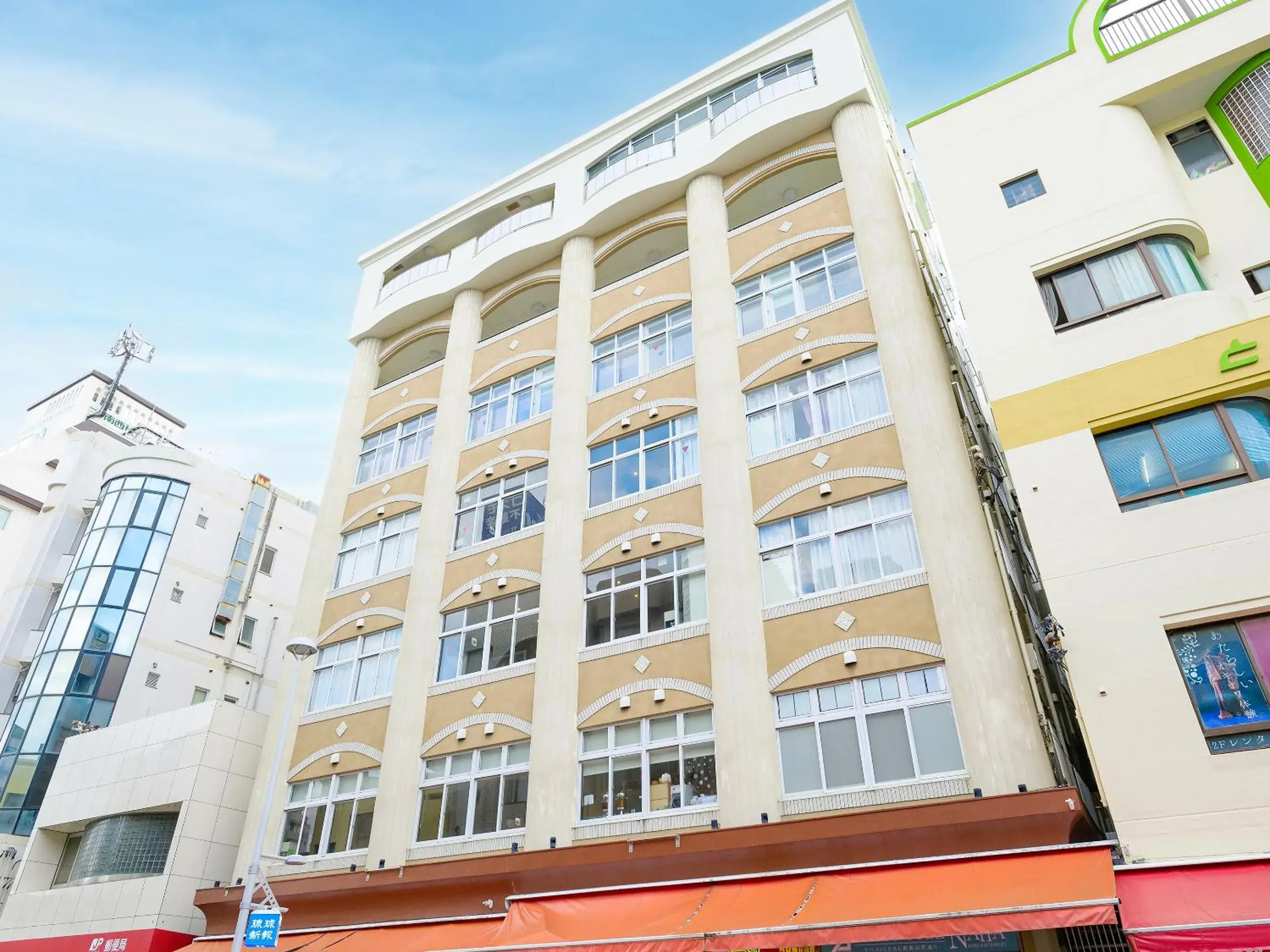 Property building in HOTEL THE CUBE Naha Kokusai Street Property building in HOTEL THE CUBE Naha Kokusai Street