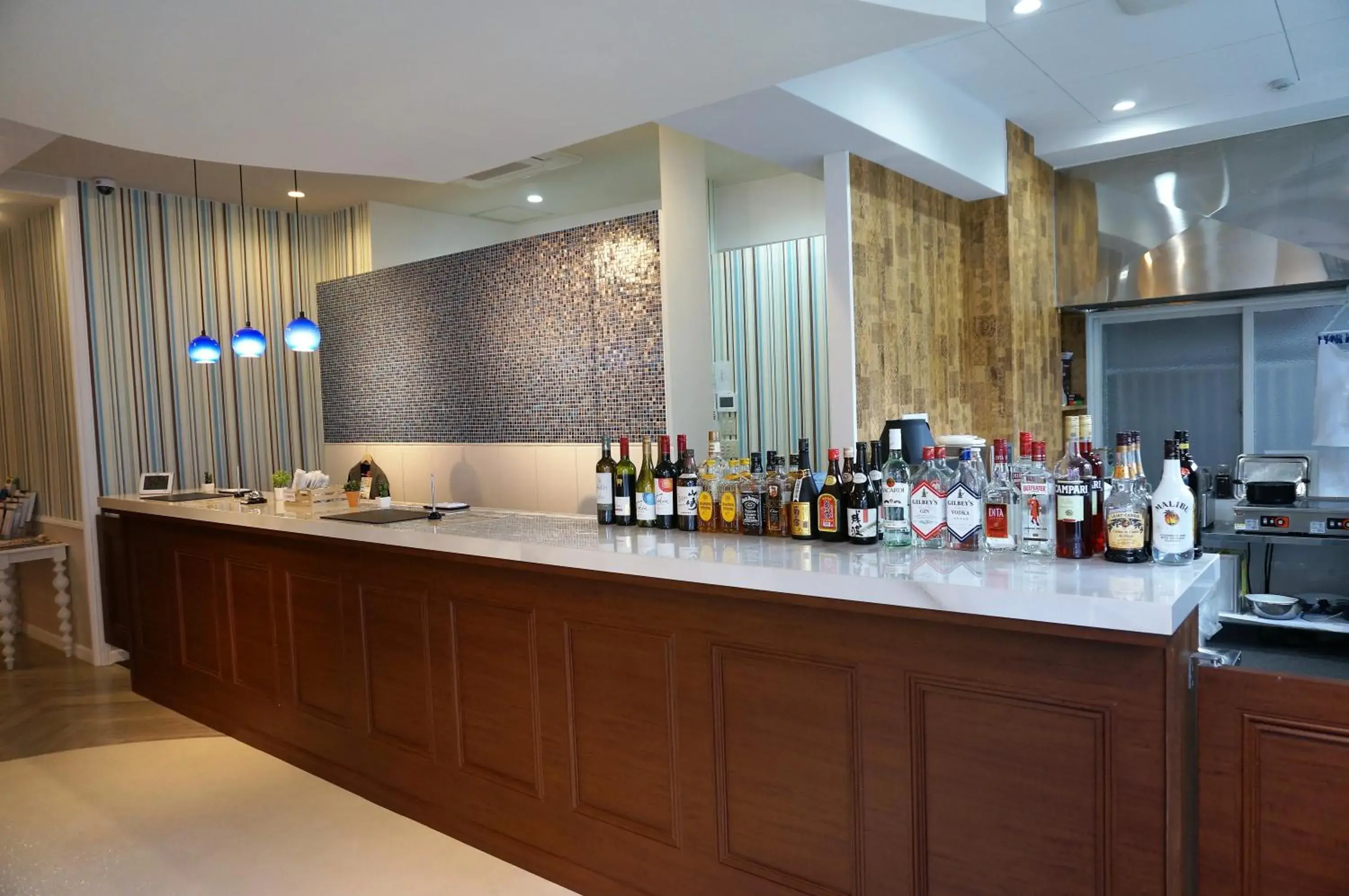 Lounge or bar in HOTEL THE CUBE Naha Kokusai Street Lounge or bar in HOTEL THE CUBE Naha Kokusai Street