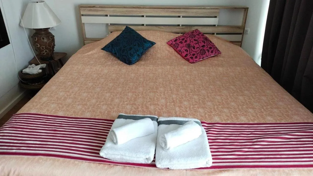 Bed in New Loft Modern Home