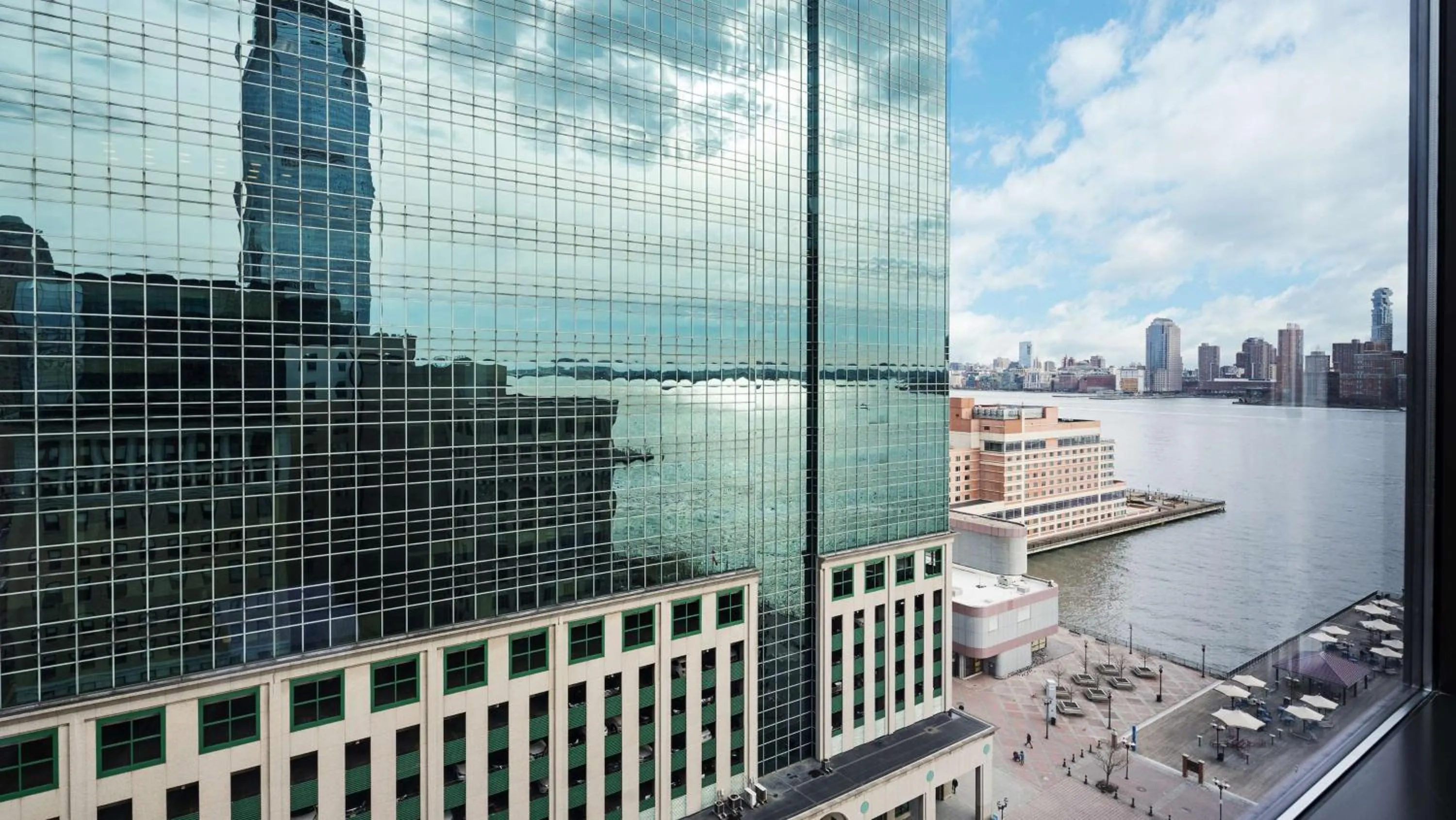 Bedroom in Hyatt House Jersey City