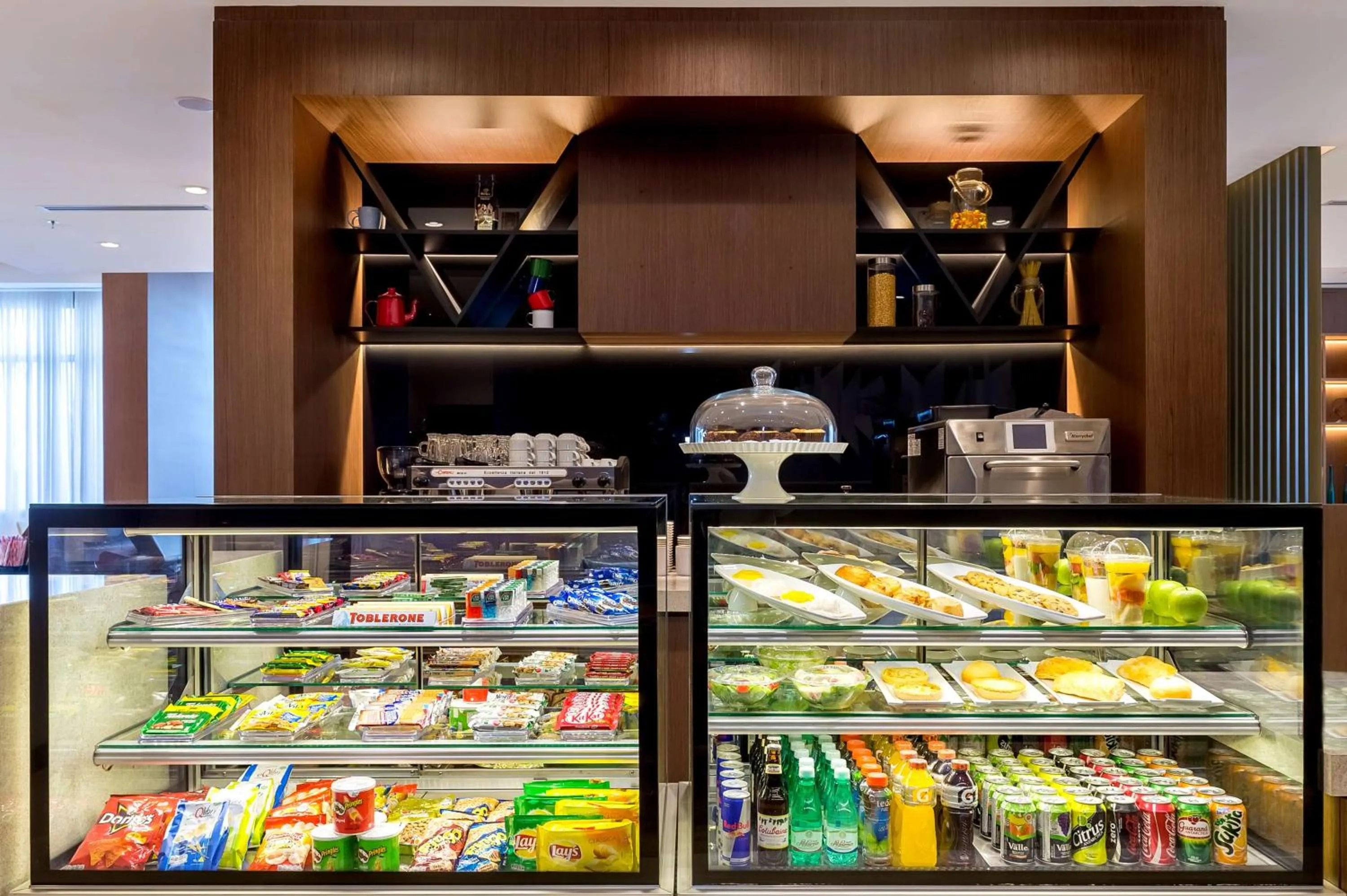 Lounge or bar in Hyatt Place Sao Jose do Rio Preto