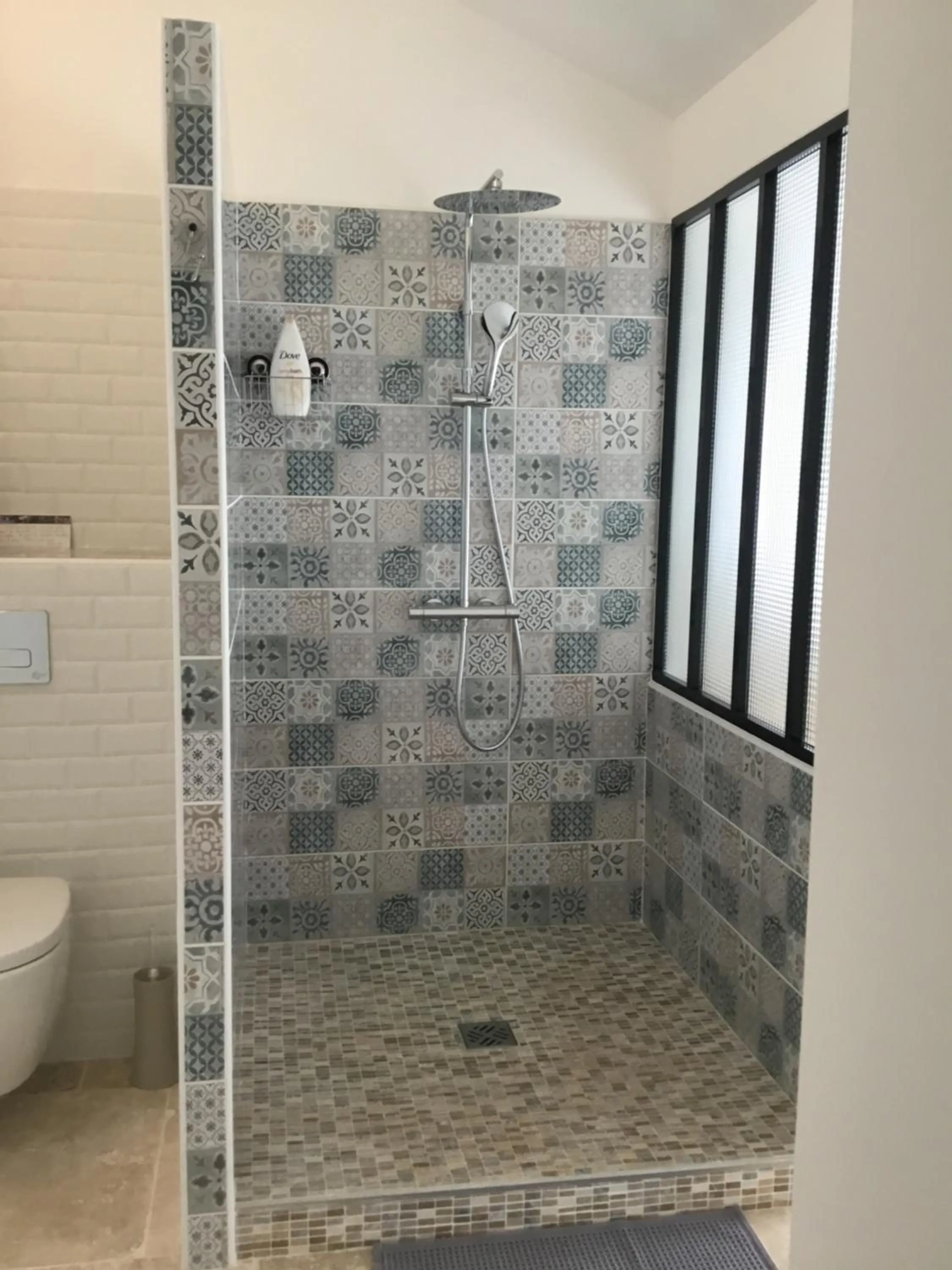 Bathroom in Le Mas des Platanes