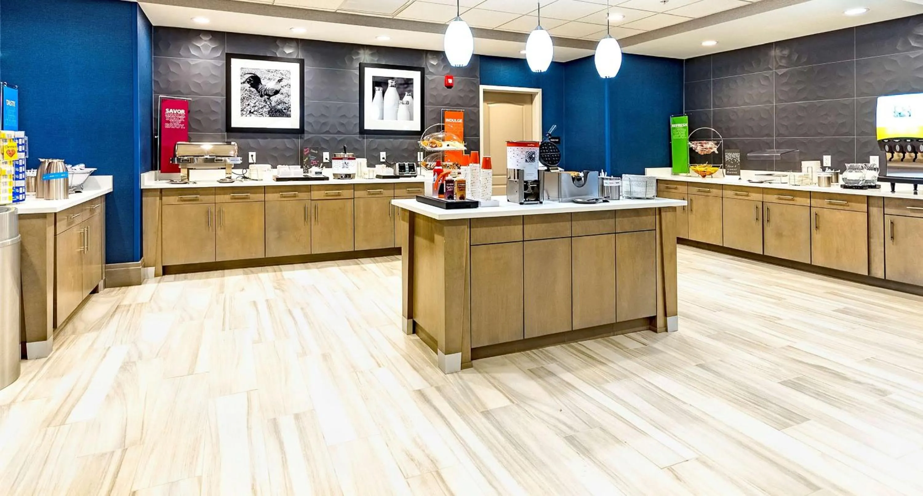 Breakfast in Hampton Inn Lockport - Buffalo, NY