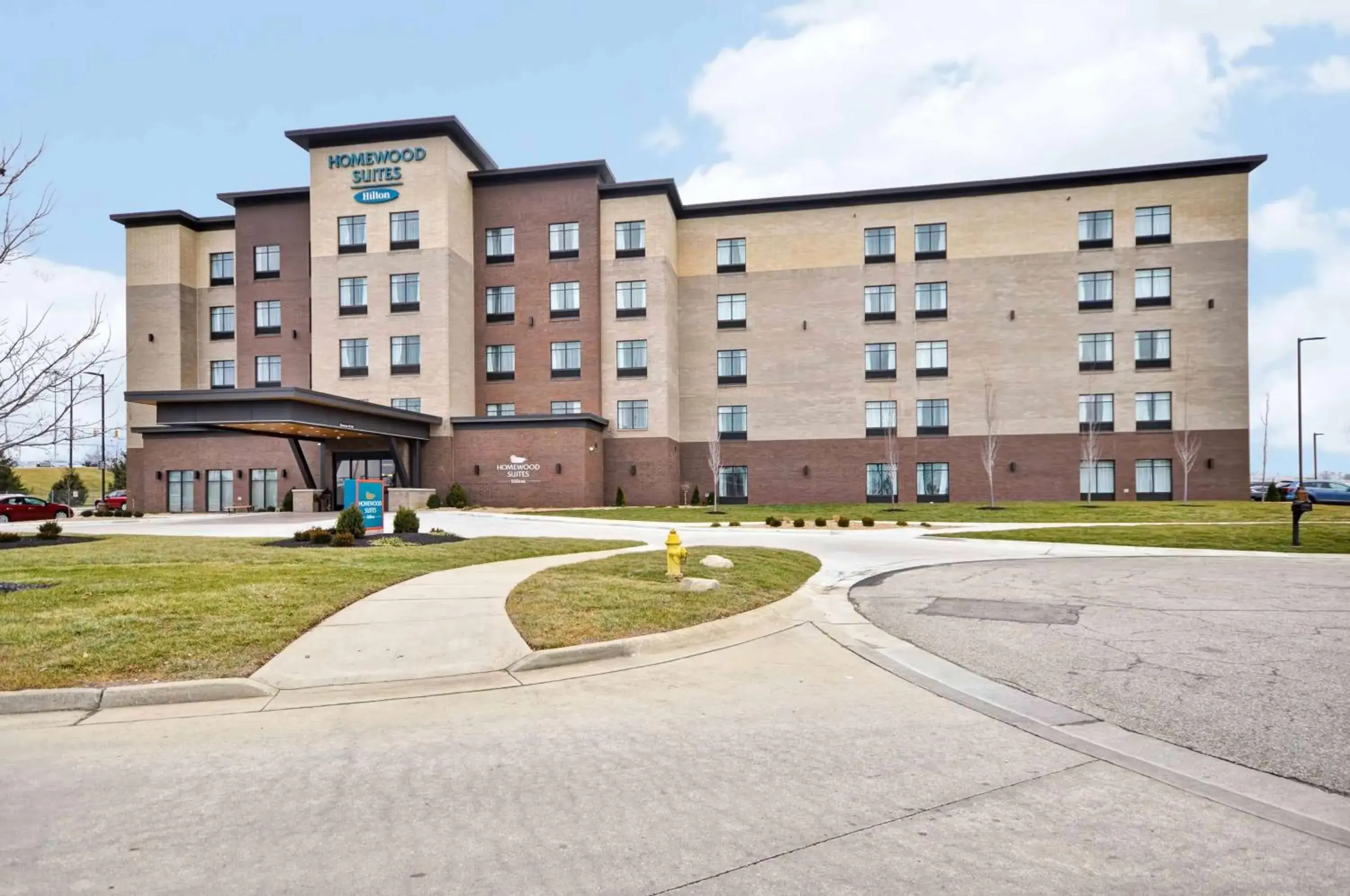 Property building in Homewood Suites by Hilton Cincinnati/West Chester Property building in Homewood Suites by Hilton Cincinnati/West Chester