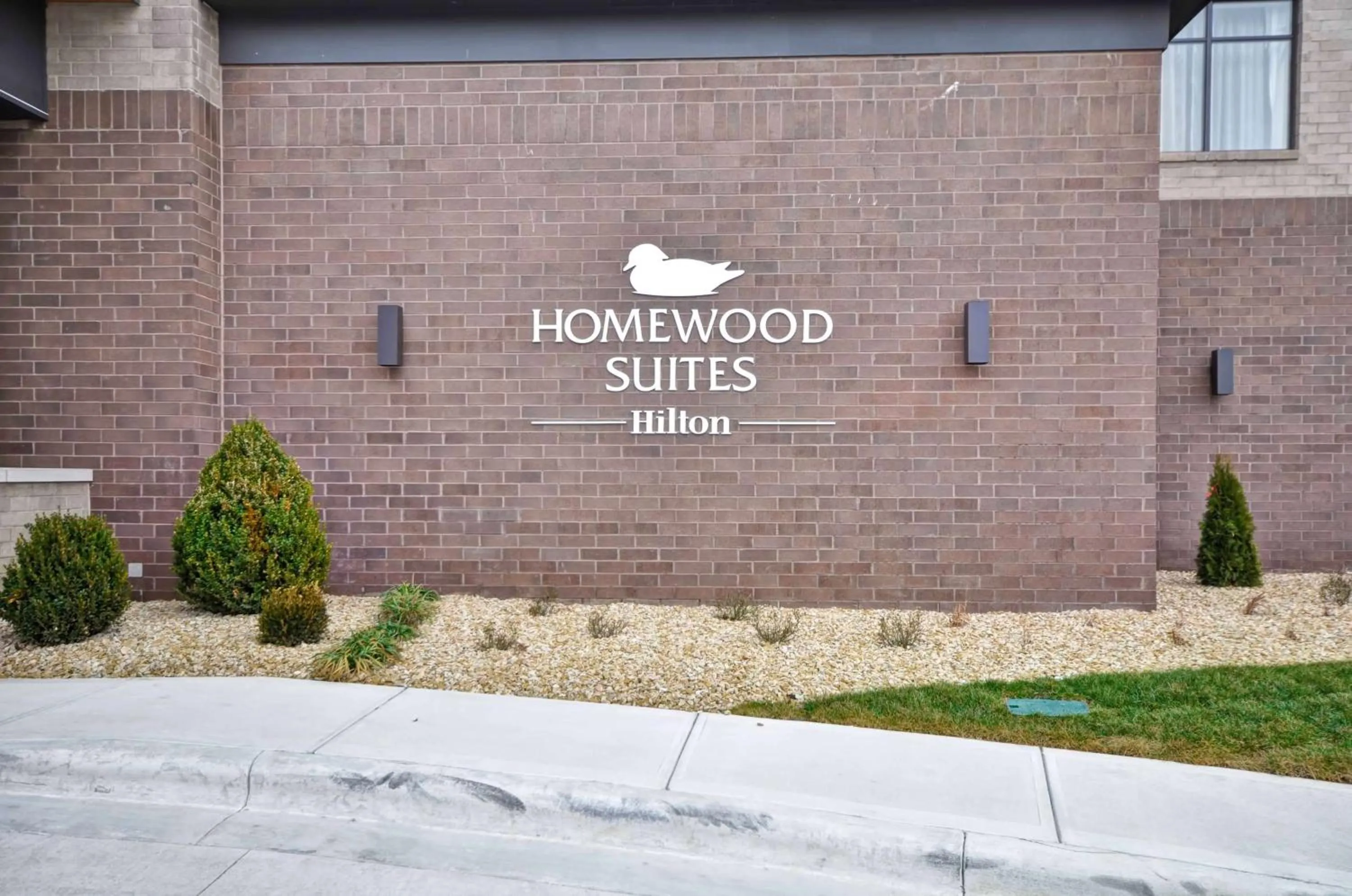Property building in Homewood Suites by Hilton Cincinnati/West Chester