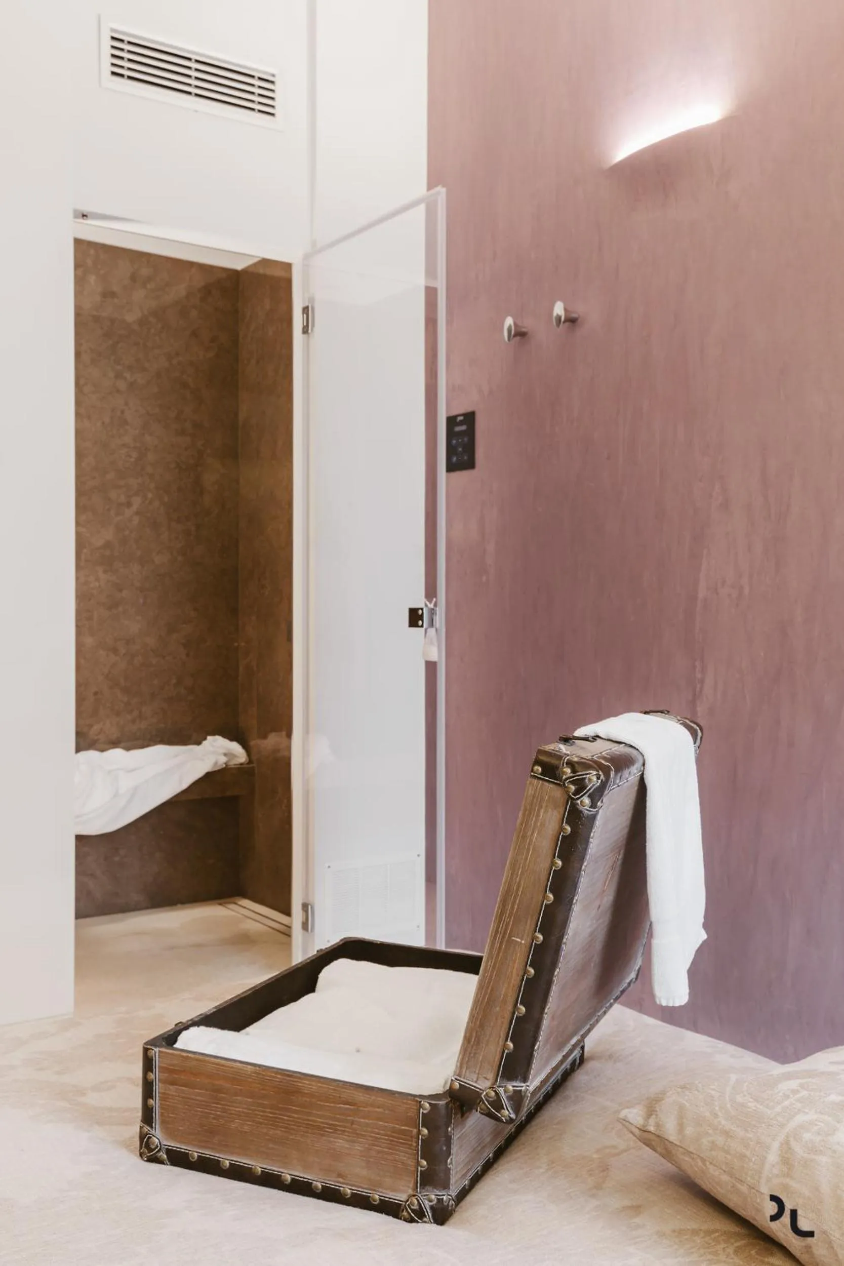 Bed in La Residenza del Monaco bianco