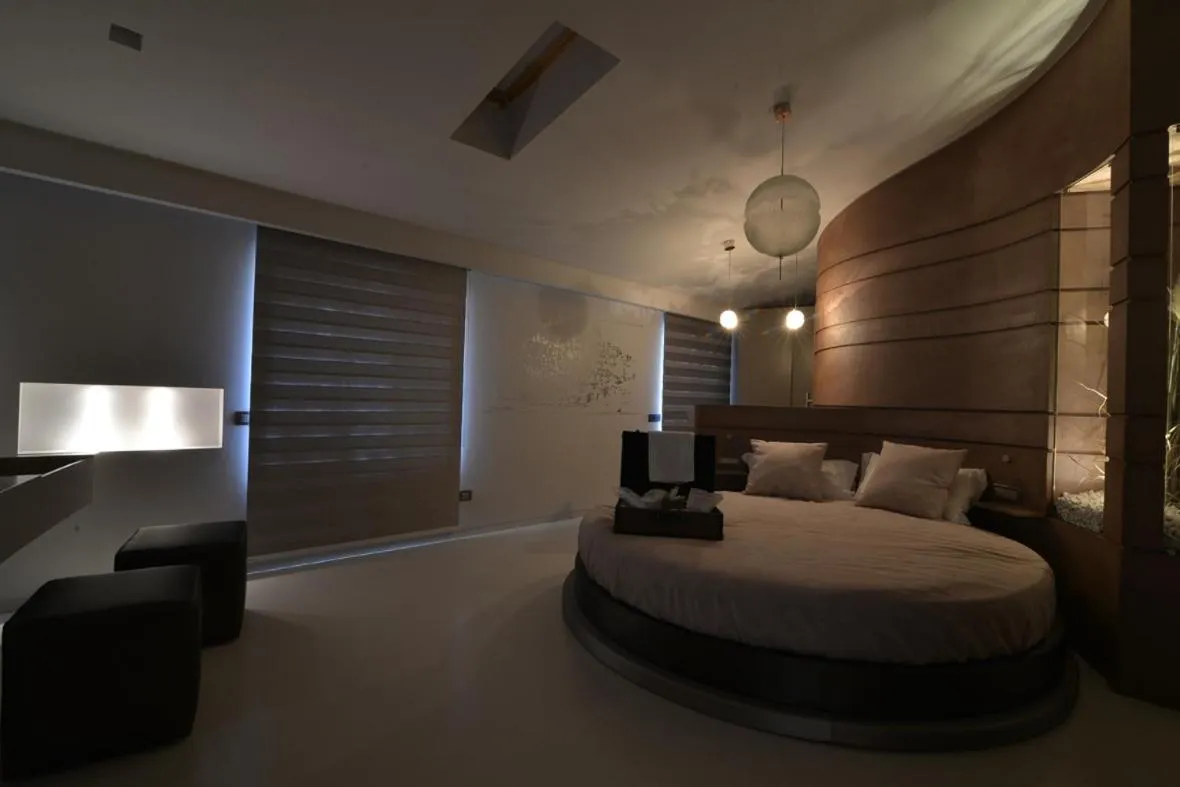 Landmark view, Bed in La Residenza del Monaco bianco