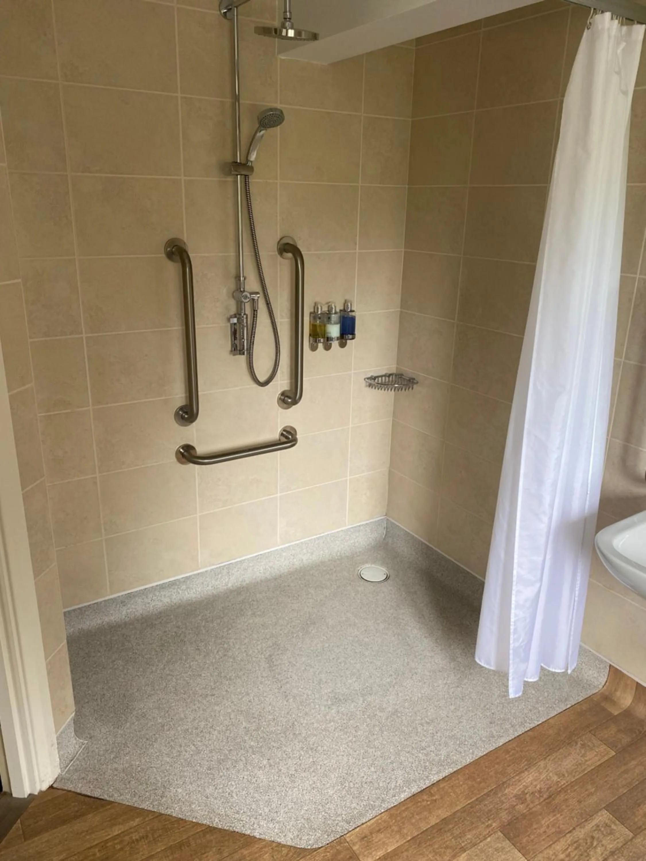 315 Bar & Restaurant