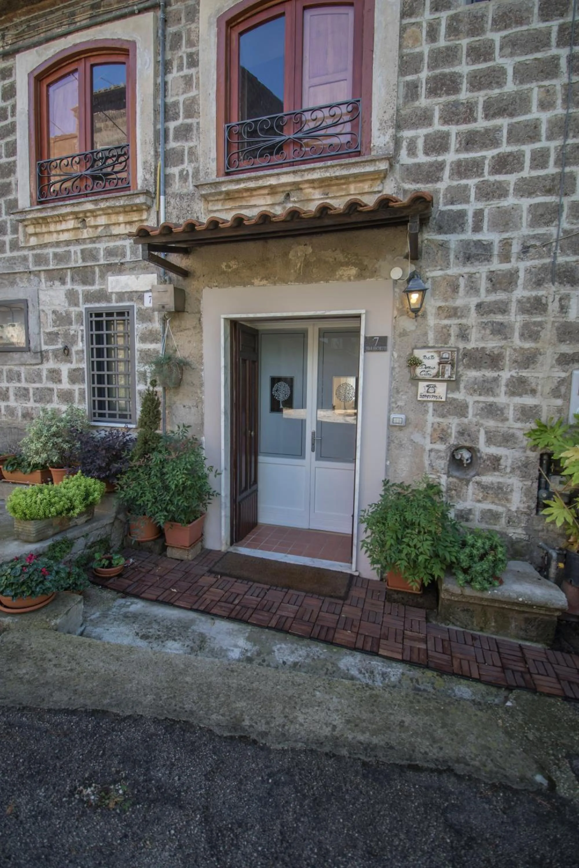 Property building in Domus Citri