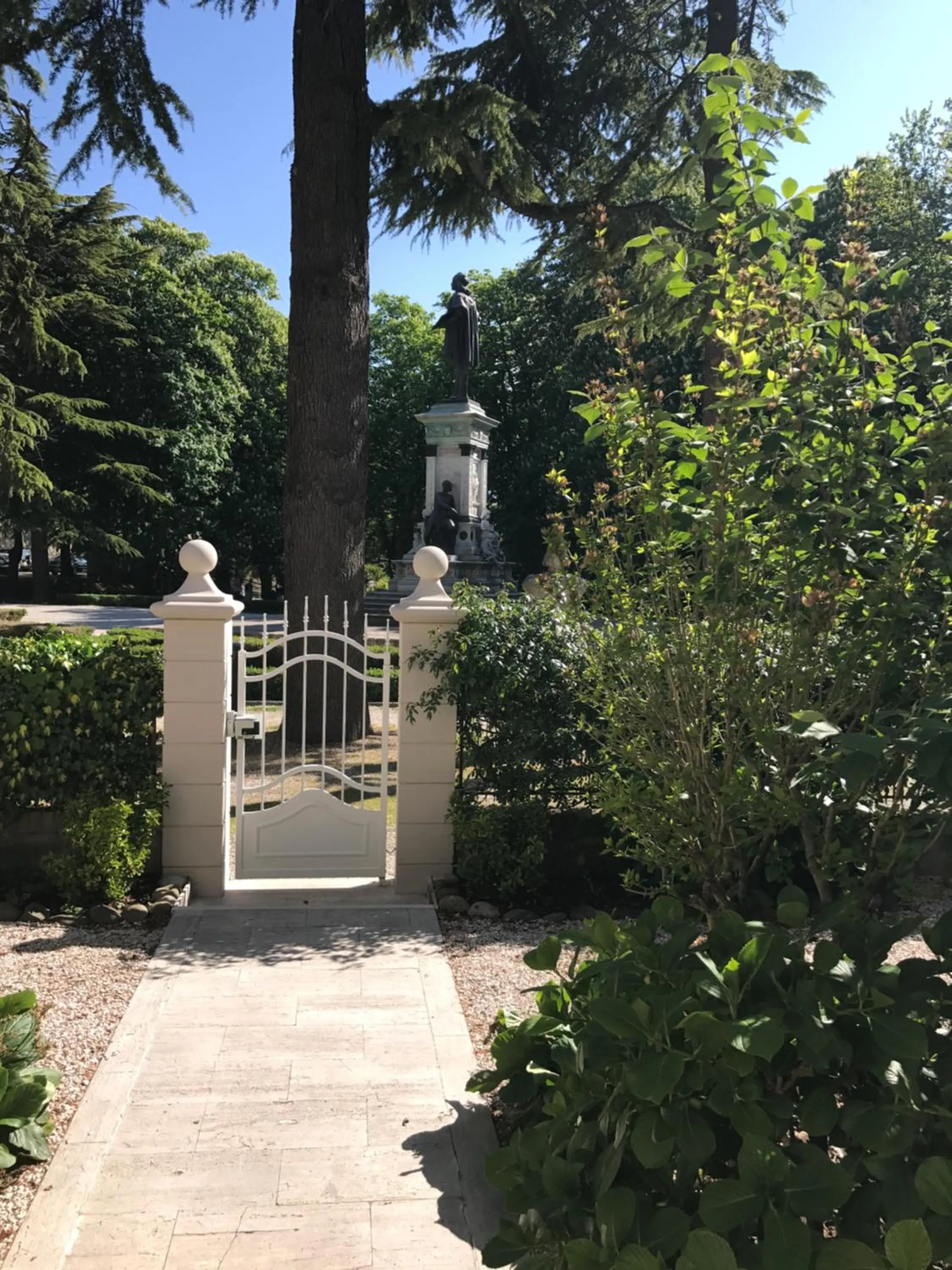 Facade/entrance in Residenza Ambrogi