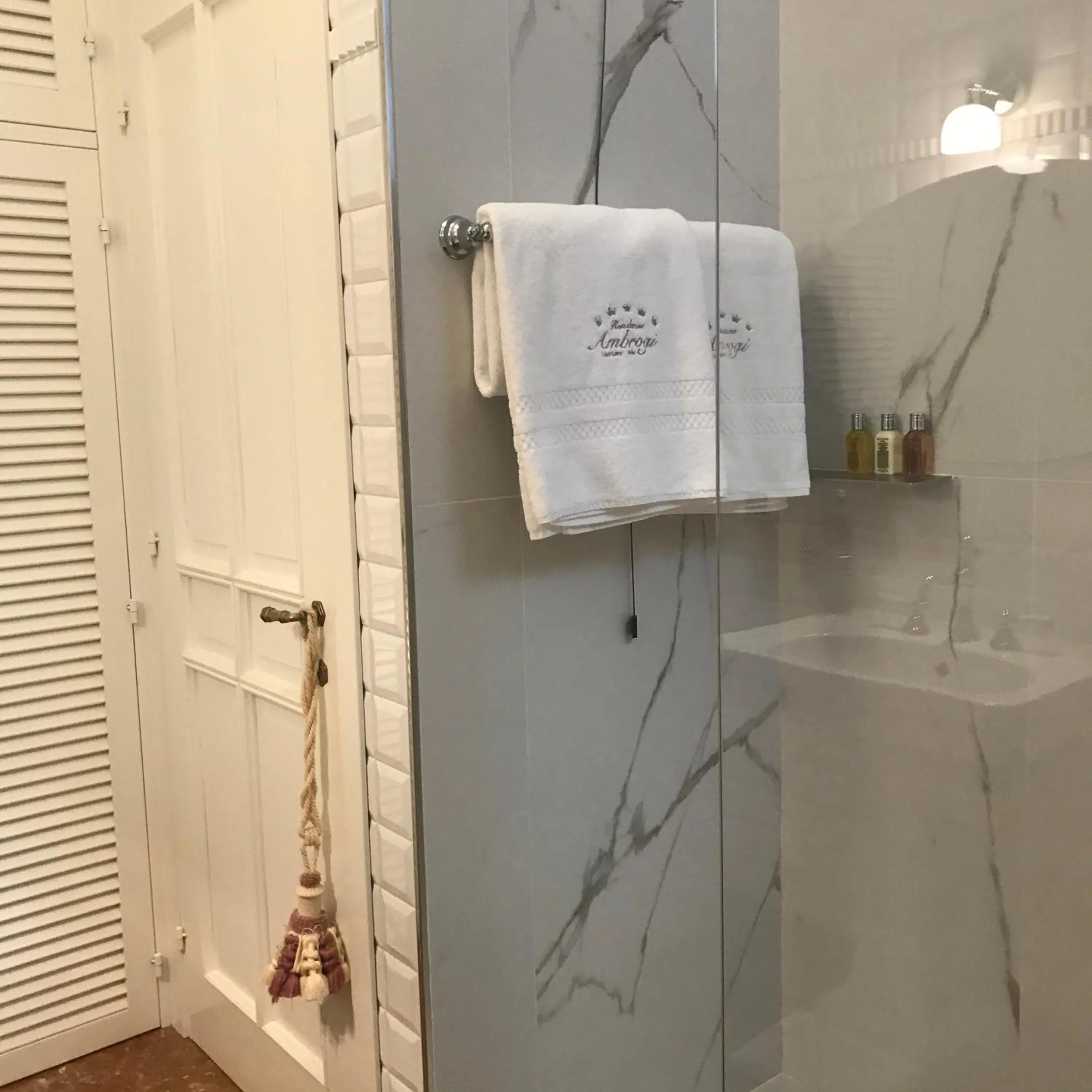 Shower in Residenza Ambrogi