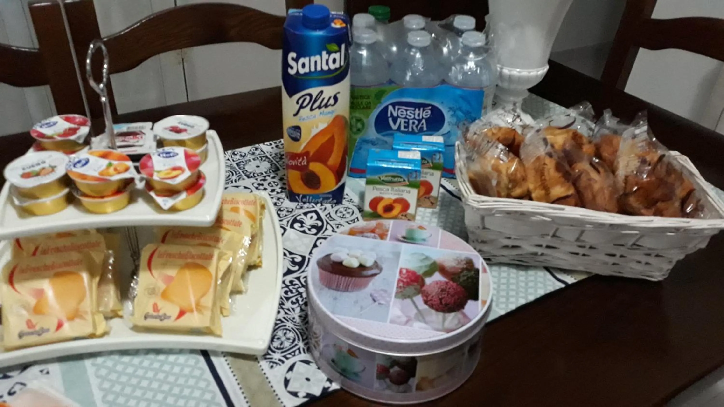 Buffet breakfast in Affittacamere da Arianna