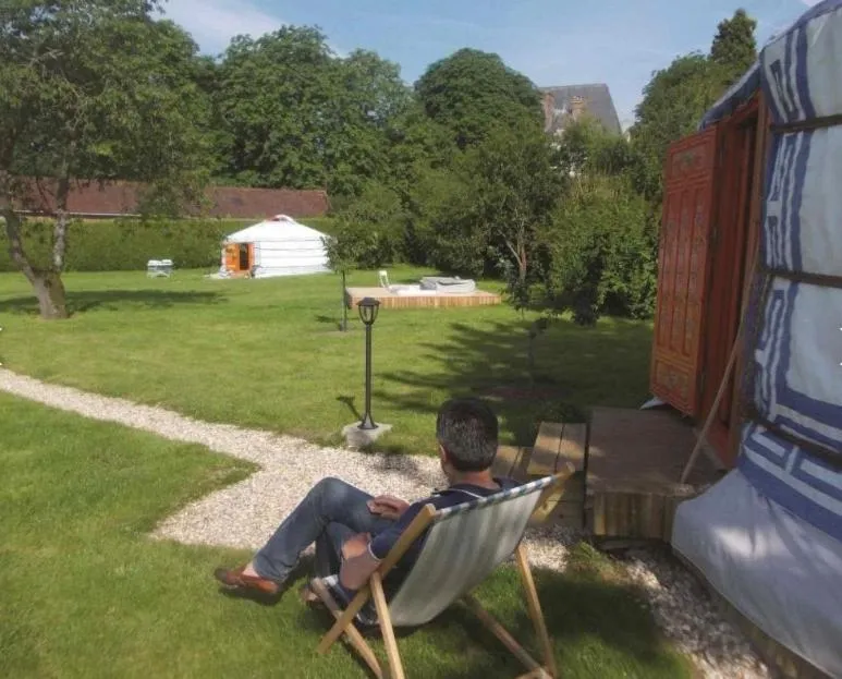 Garden view in Le Village des Templiers