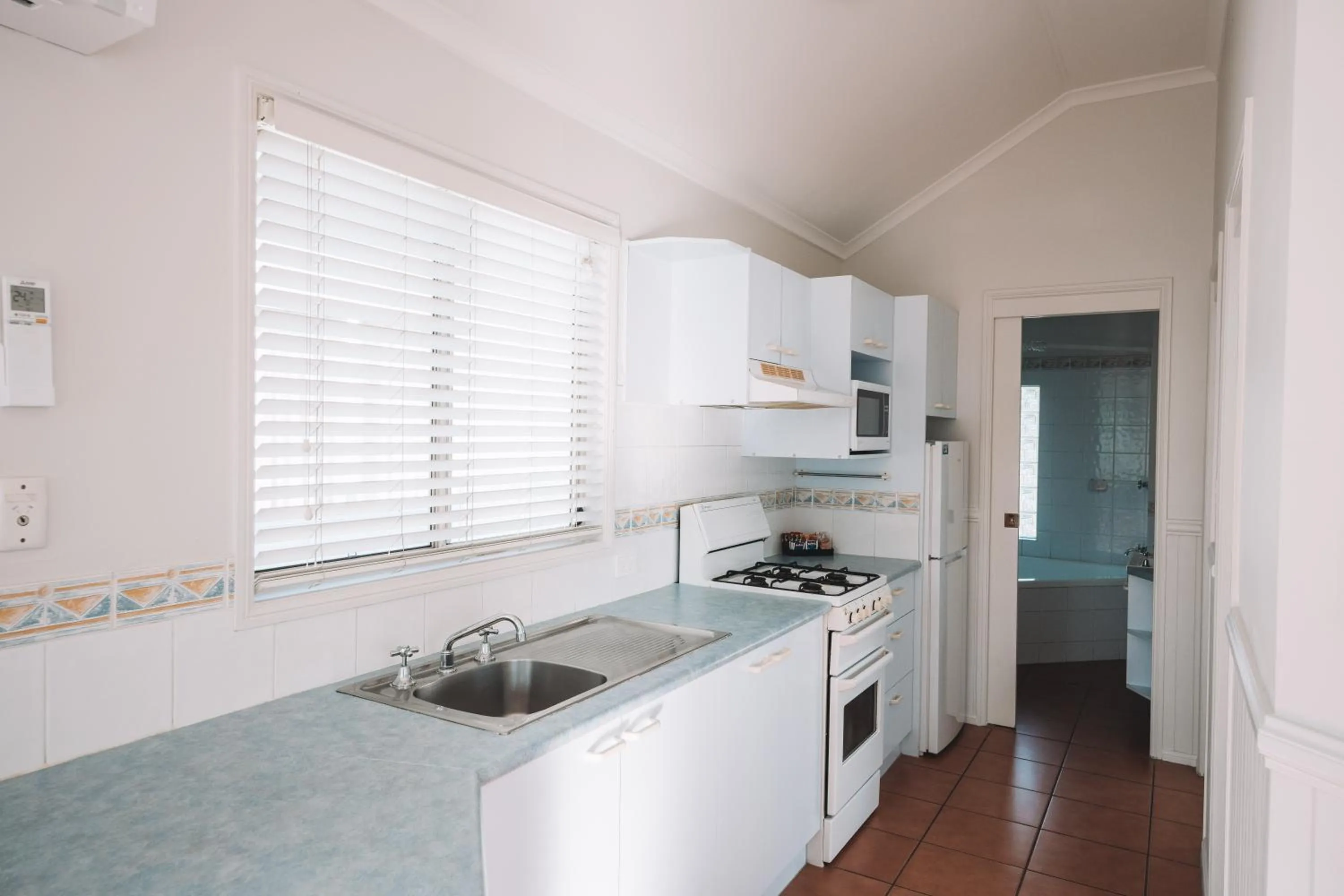 Kitchen or kitchenette in BIG4 Rainbow Beach Holiday Park