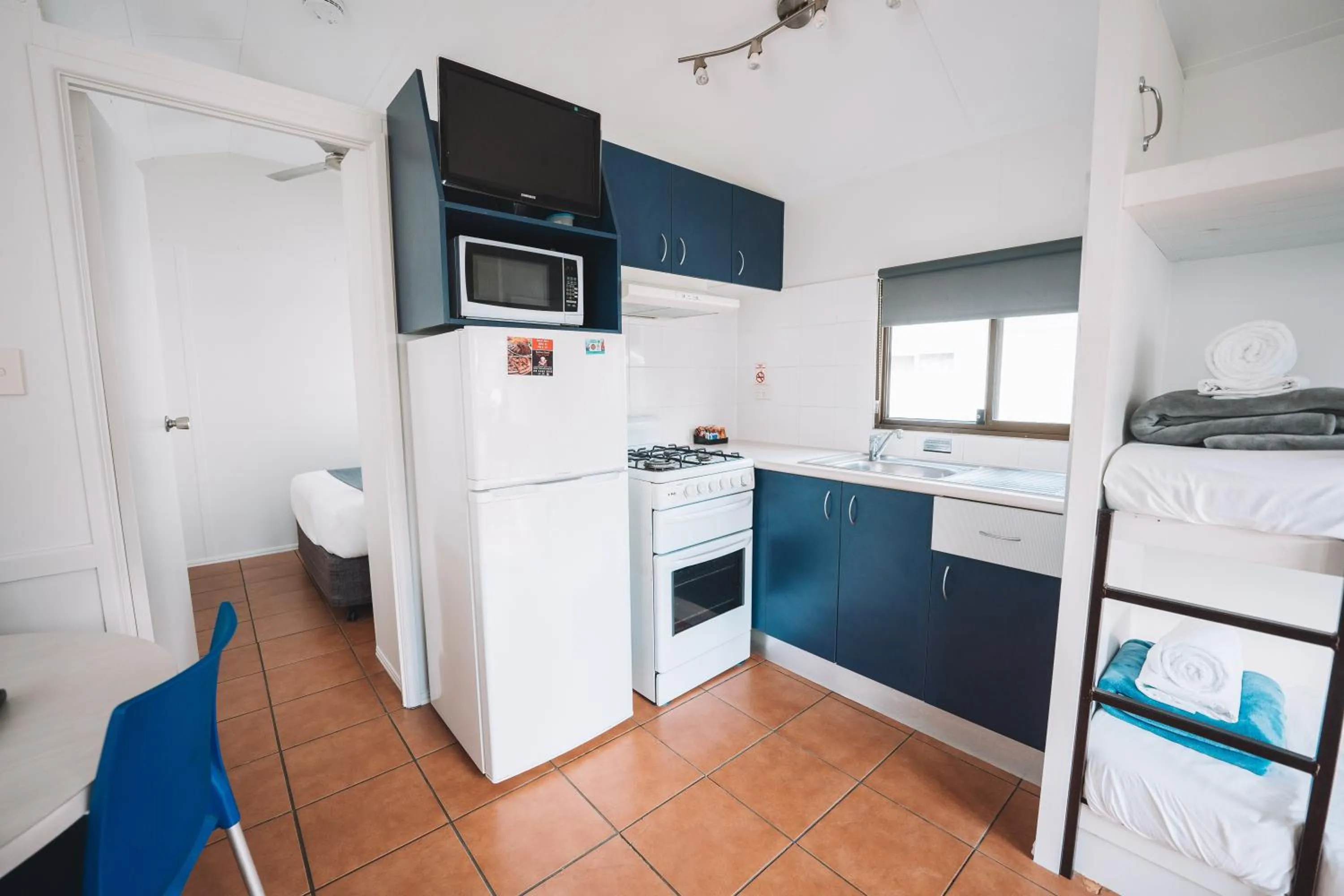 Kitchen or kitchenette in BIG4 Rainbow Beach Holiday Park