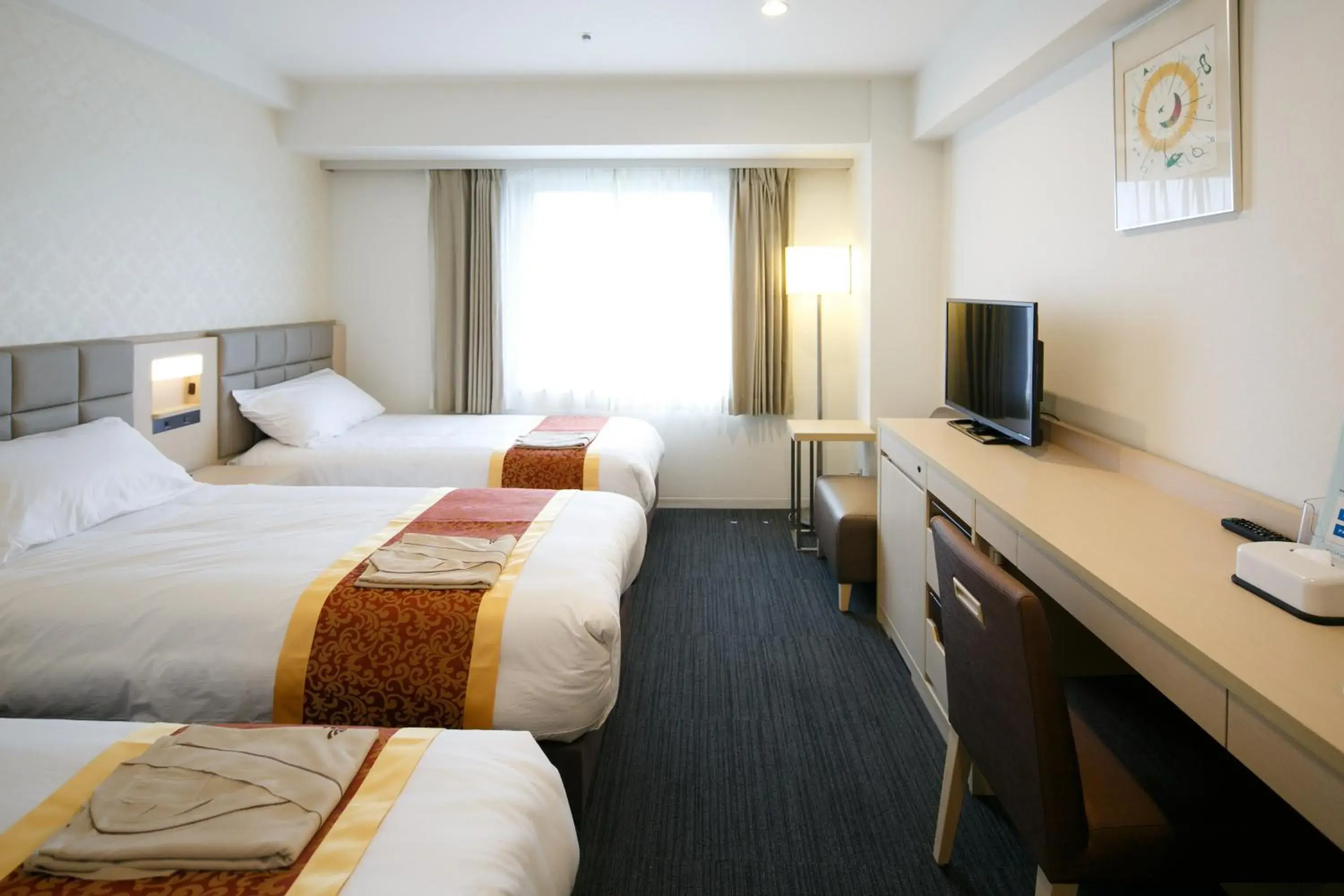 Photo of the whole room, Bed in Day Nice Hotel Tokyo Photo of the whole room, Bed in Day Nice Hotel Tokyo