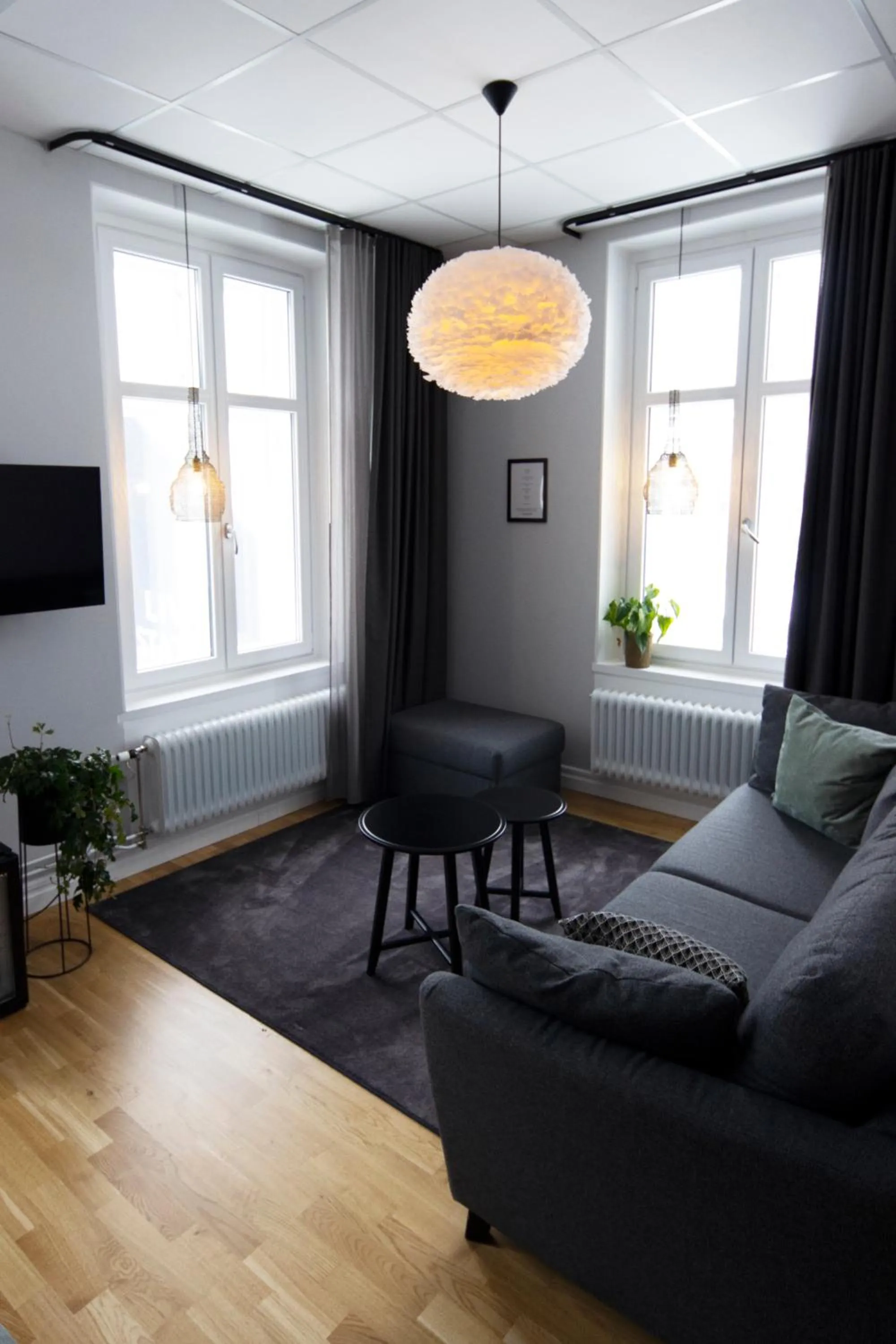 Bed in Livin Station Hotel