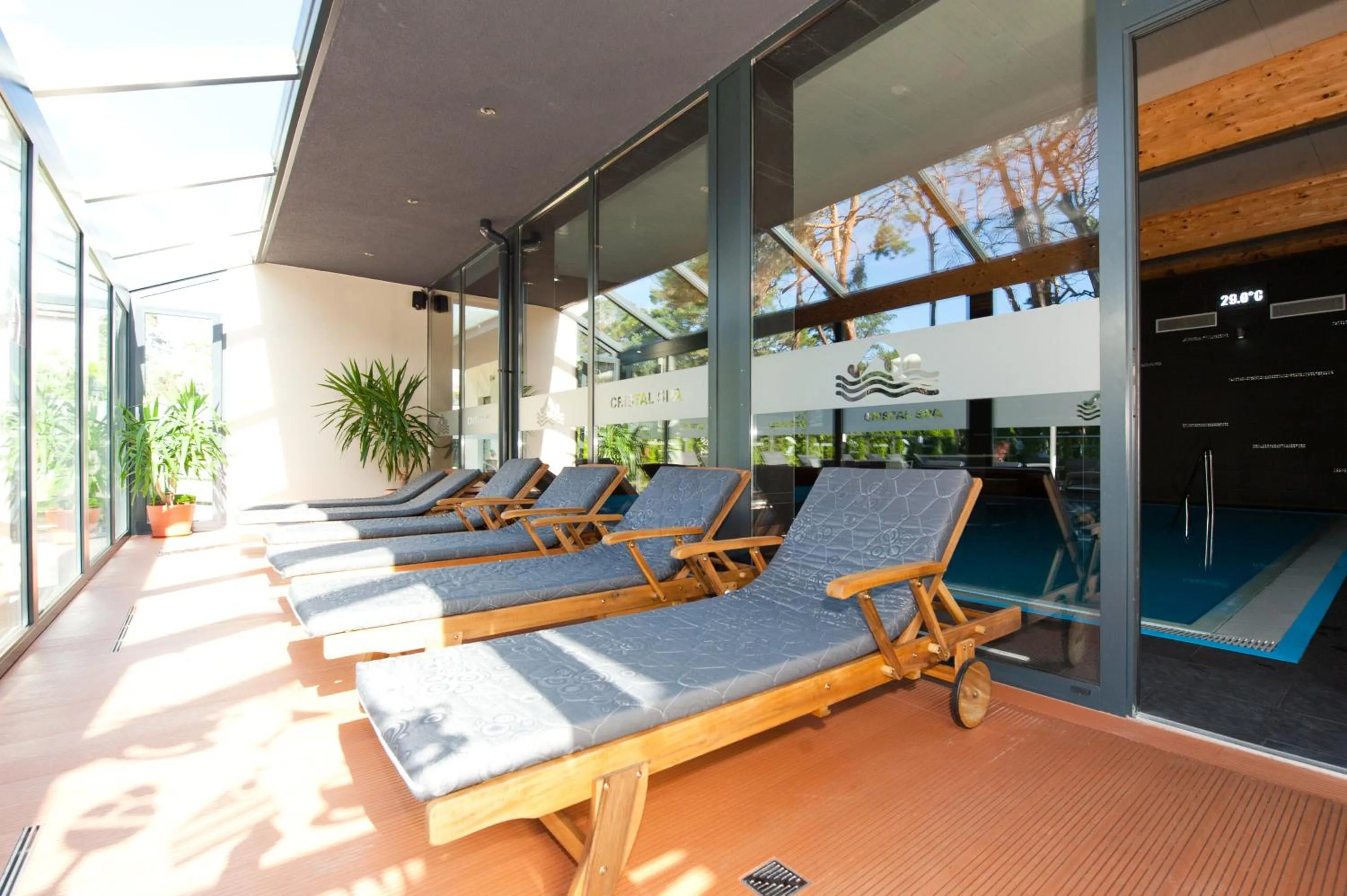 sunbed in Cristal SPA