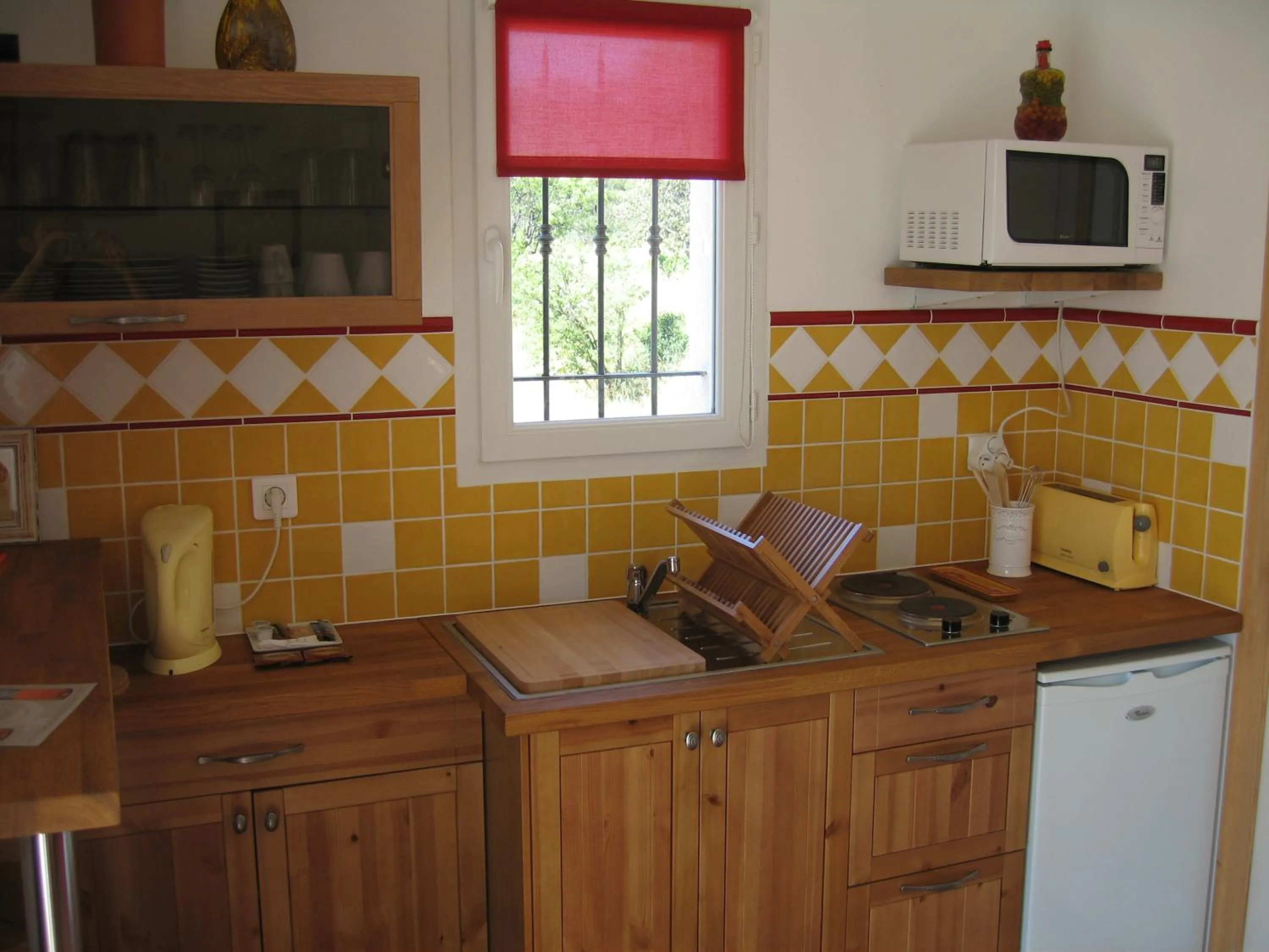 Kitchen or kitchenette in la cigale sous l'olivier