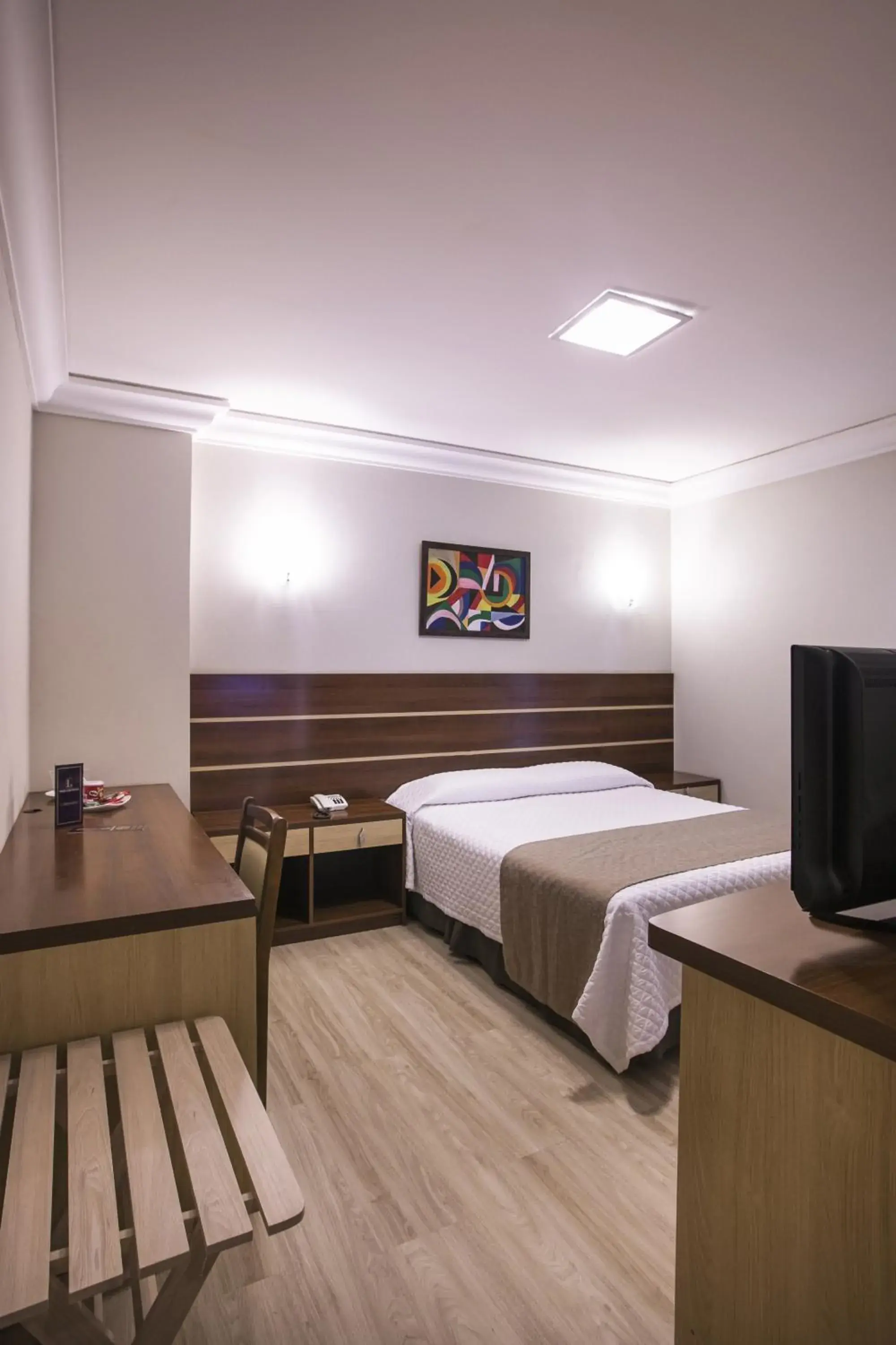 Photo of the whole room, Bed in Hotel Lang Palace - Fica no Centro da Cidade Photo of the whole room, Bed in Hotel Lang Palace - Fica no Centro da Cidade