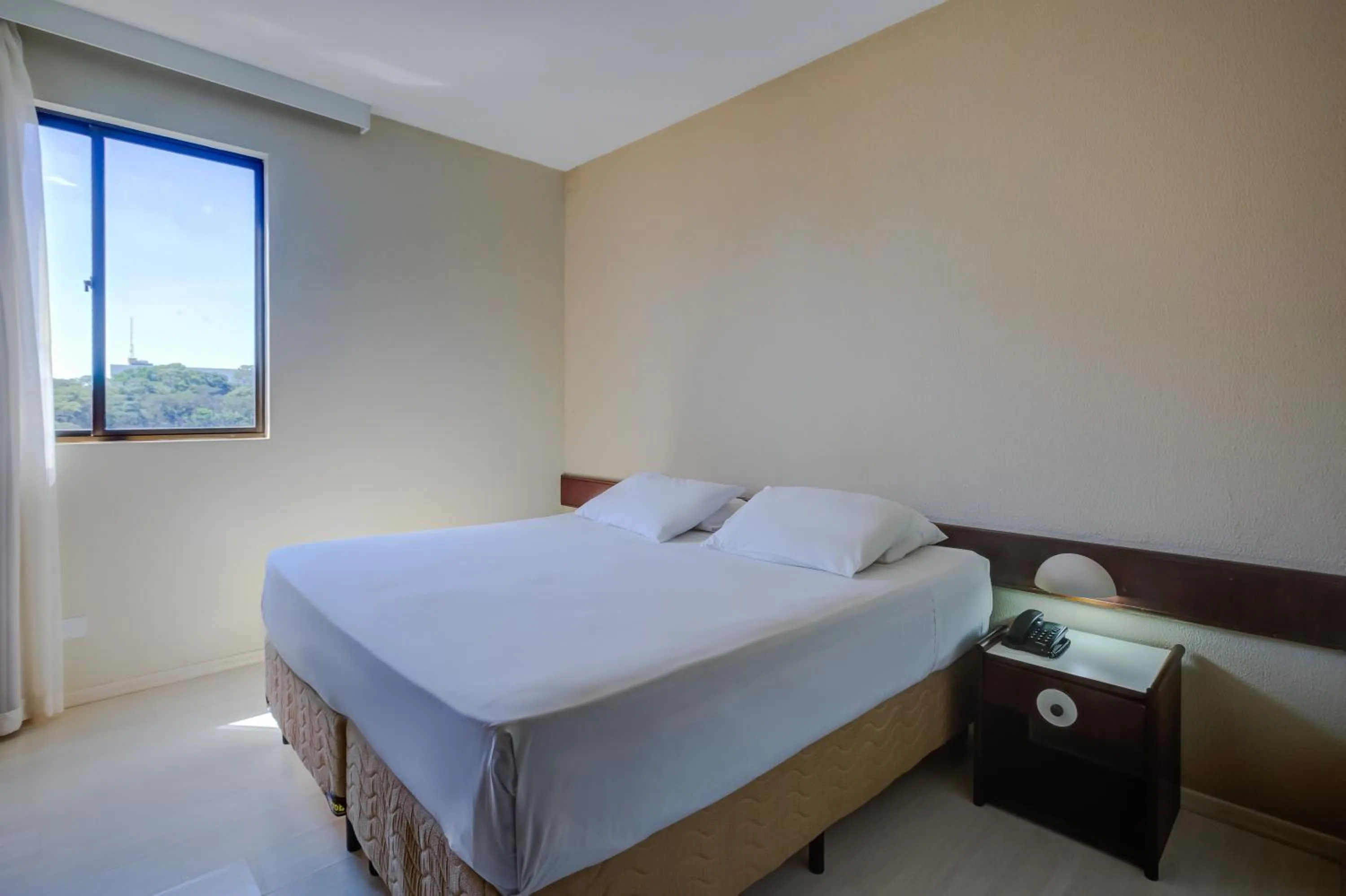 Bed in Slaviero Londrina Flat