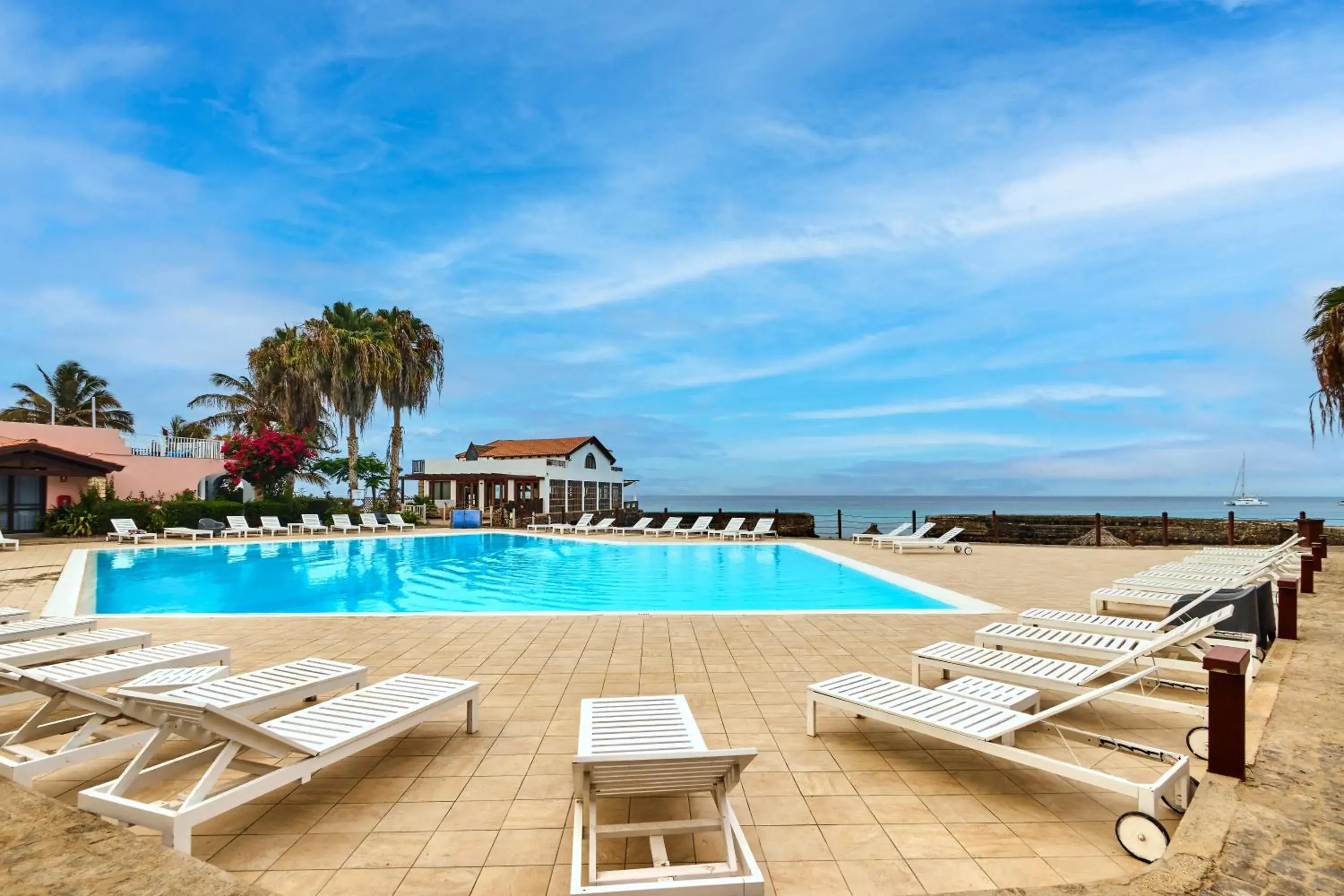 Pool view in Porto Antigo Hotel BB Pool view in Porto Antigo Hotel BB