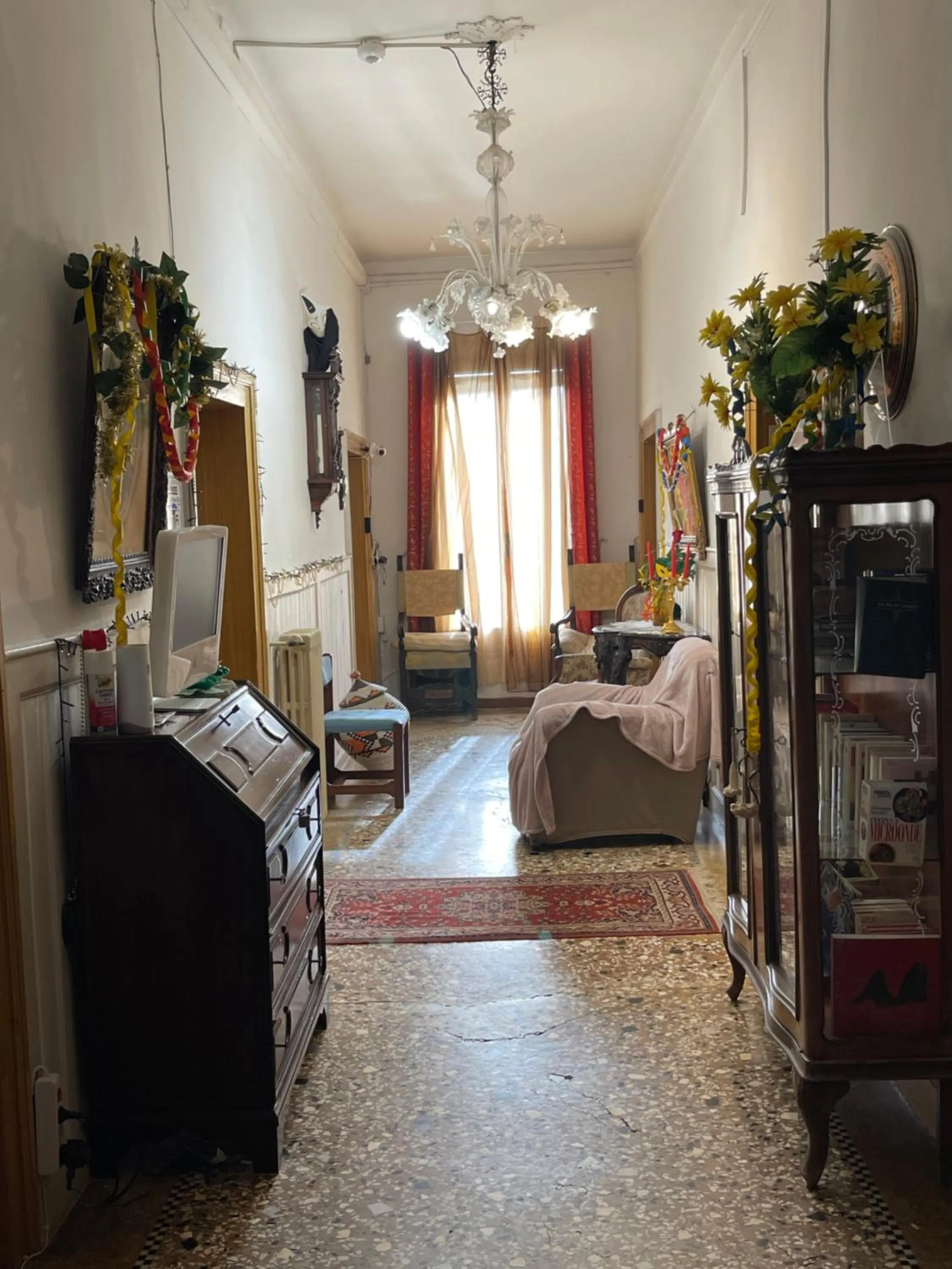 Seating area, Bed in Princess Guest House Canal View