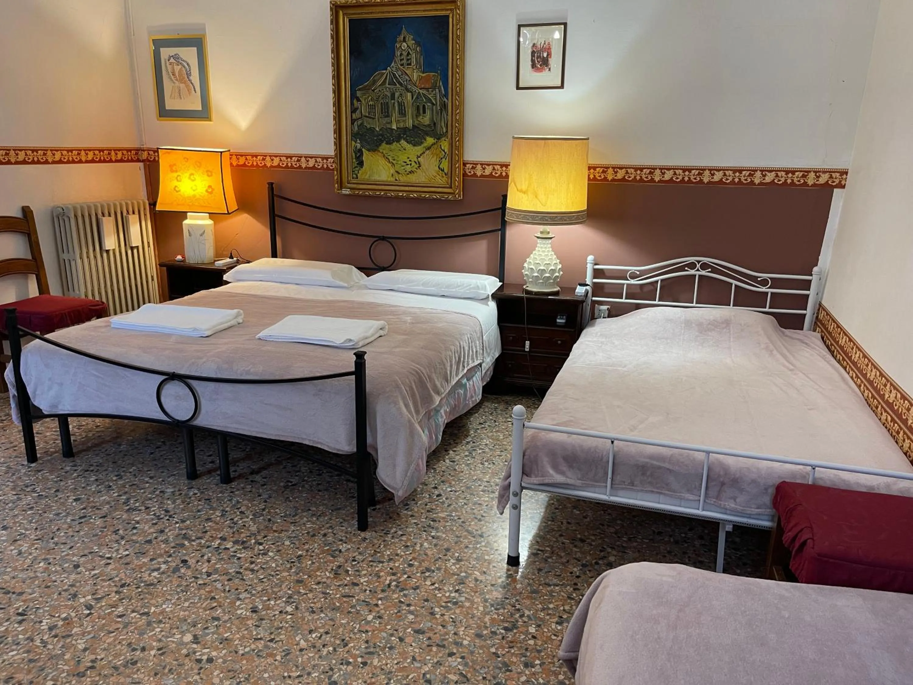 Photo of the whole room, Bed in Princess Guest House Canal View