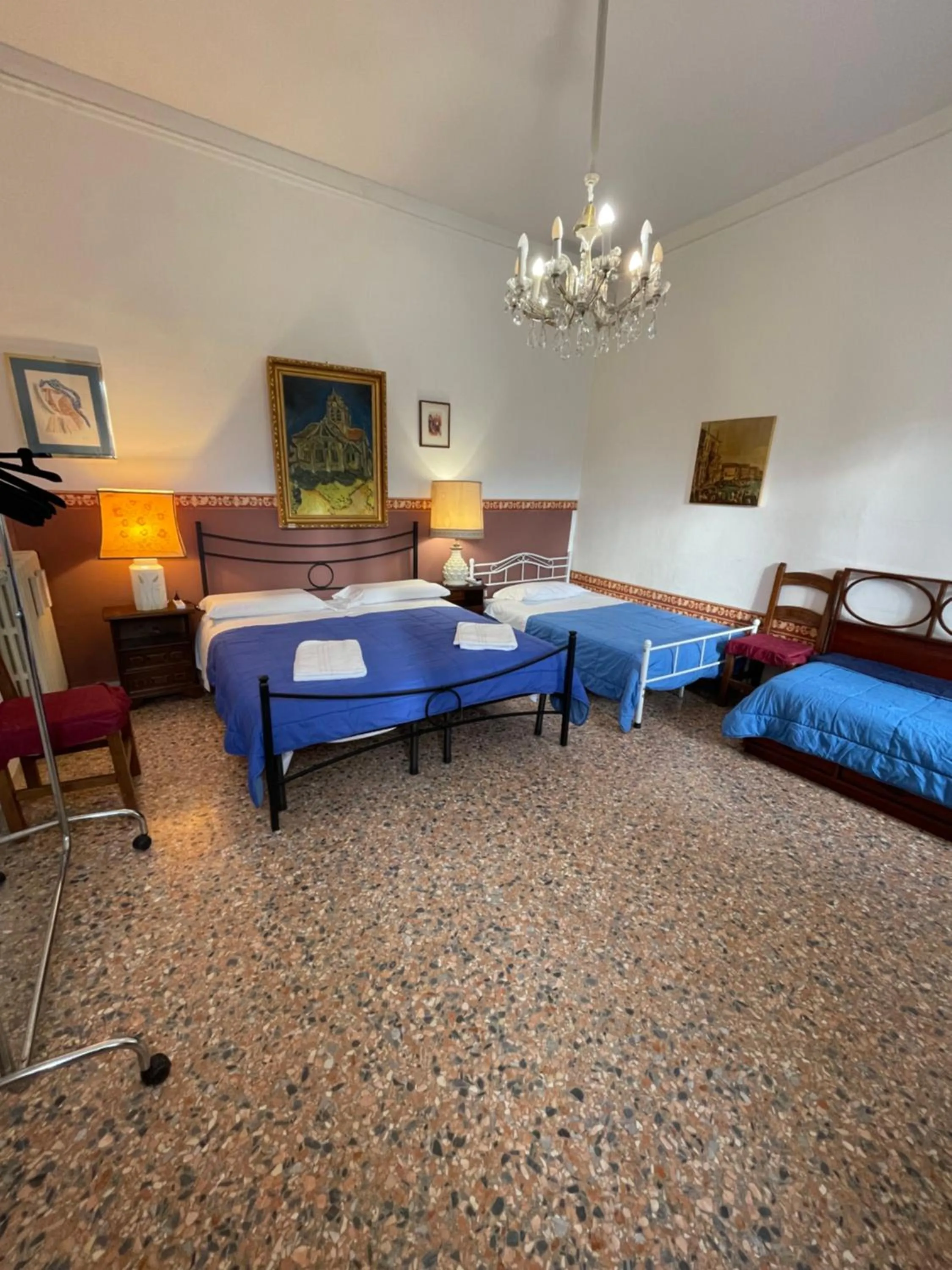 Photo of the whole room, Bed in Princess Guest House Canal View