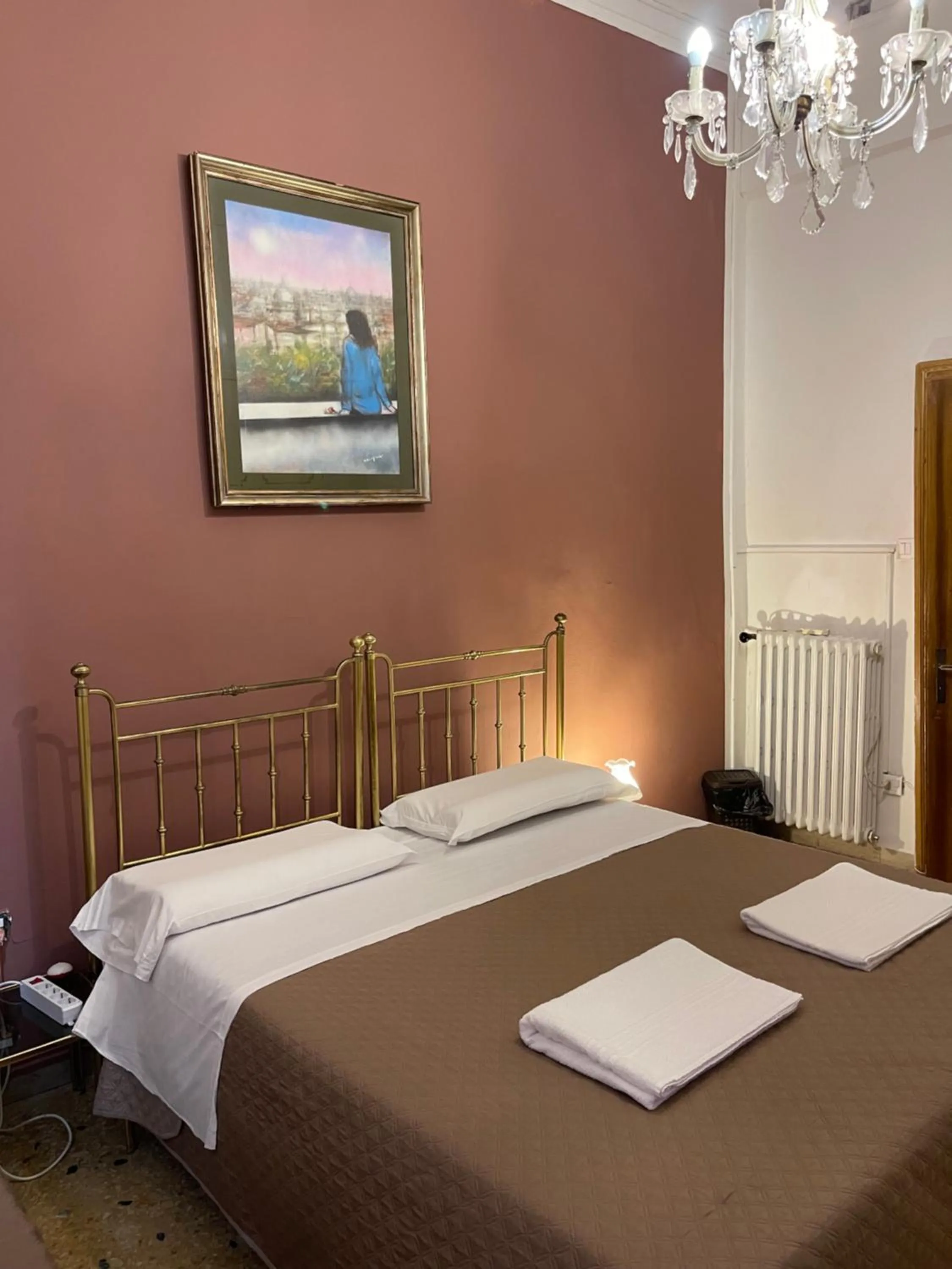 Photo of the whole room, Bed in Princess Guest House Canal View