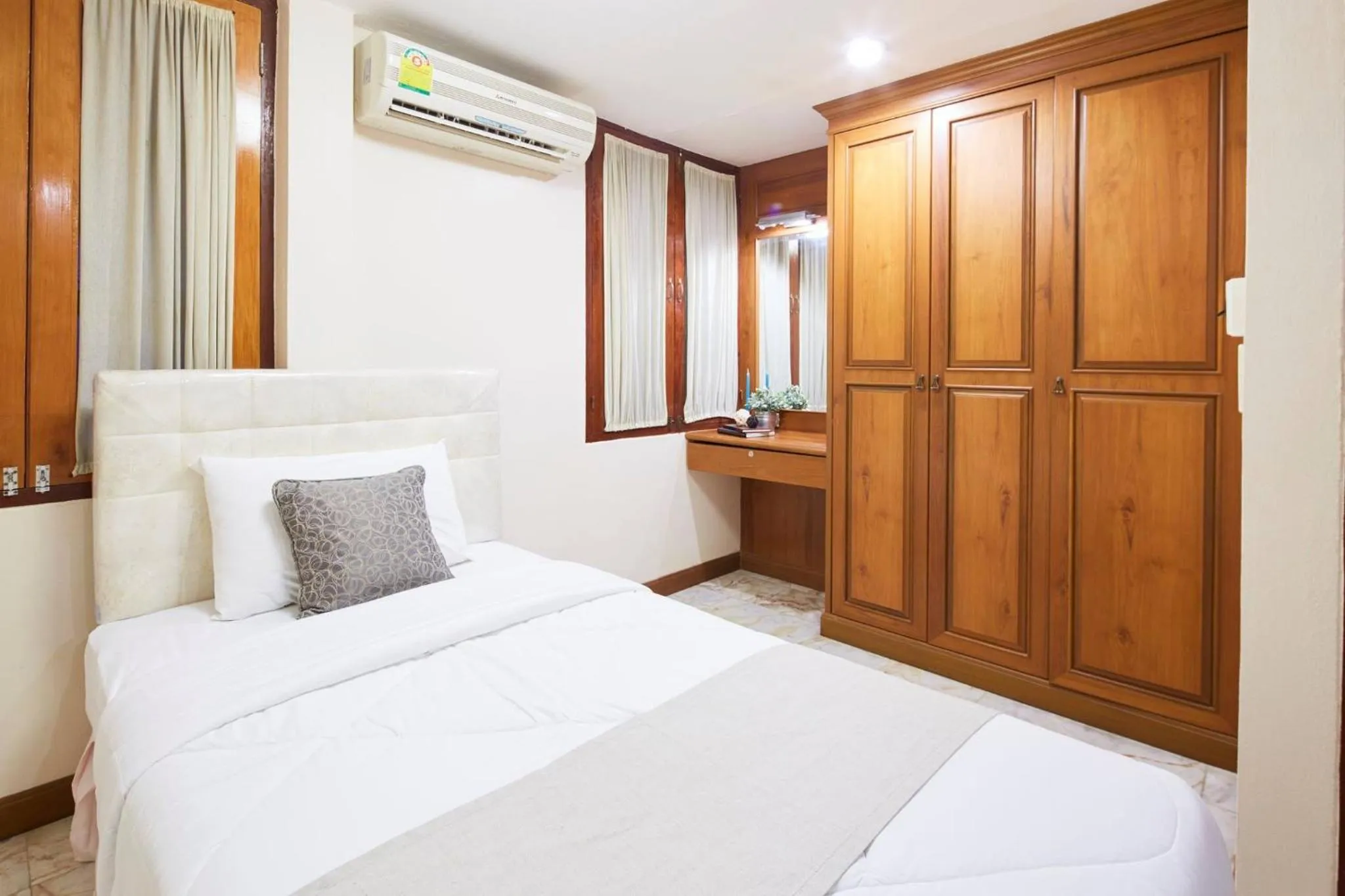 Bedroom, Bed in Villa Navin