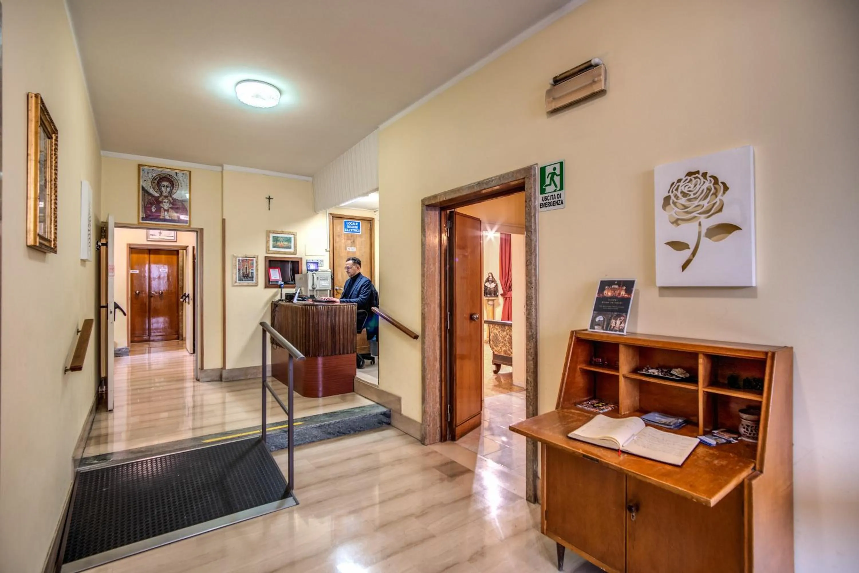 Lobby or reception in Casa per Ferie Ravasco San Pietro