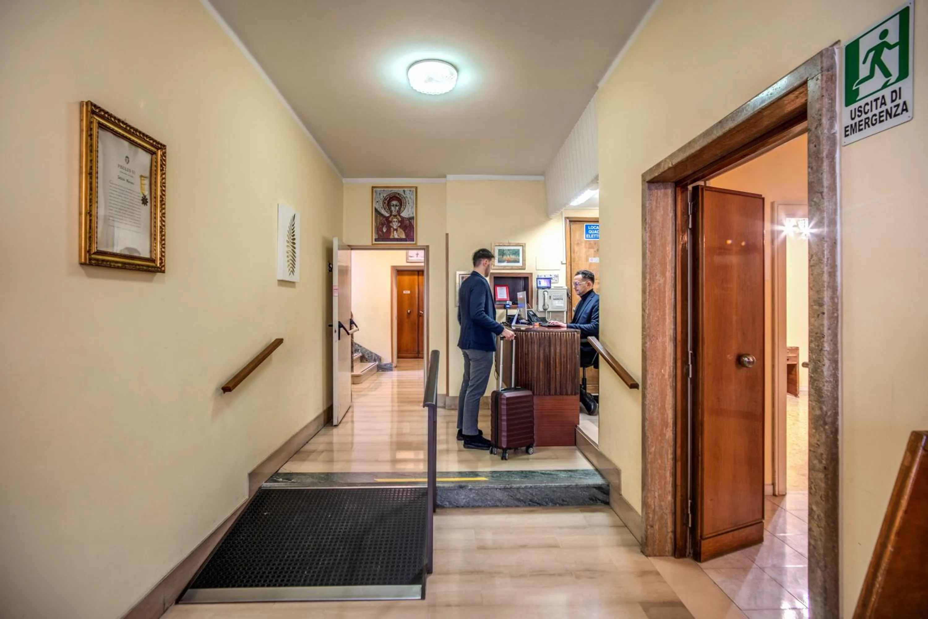Lobby or reception in Casa per Ferie Ravasco San Pietro