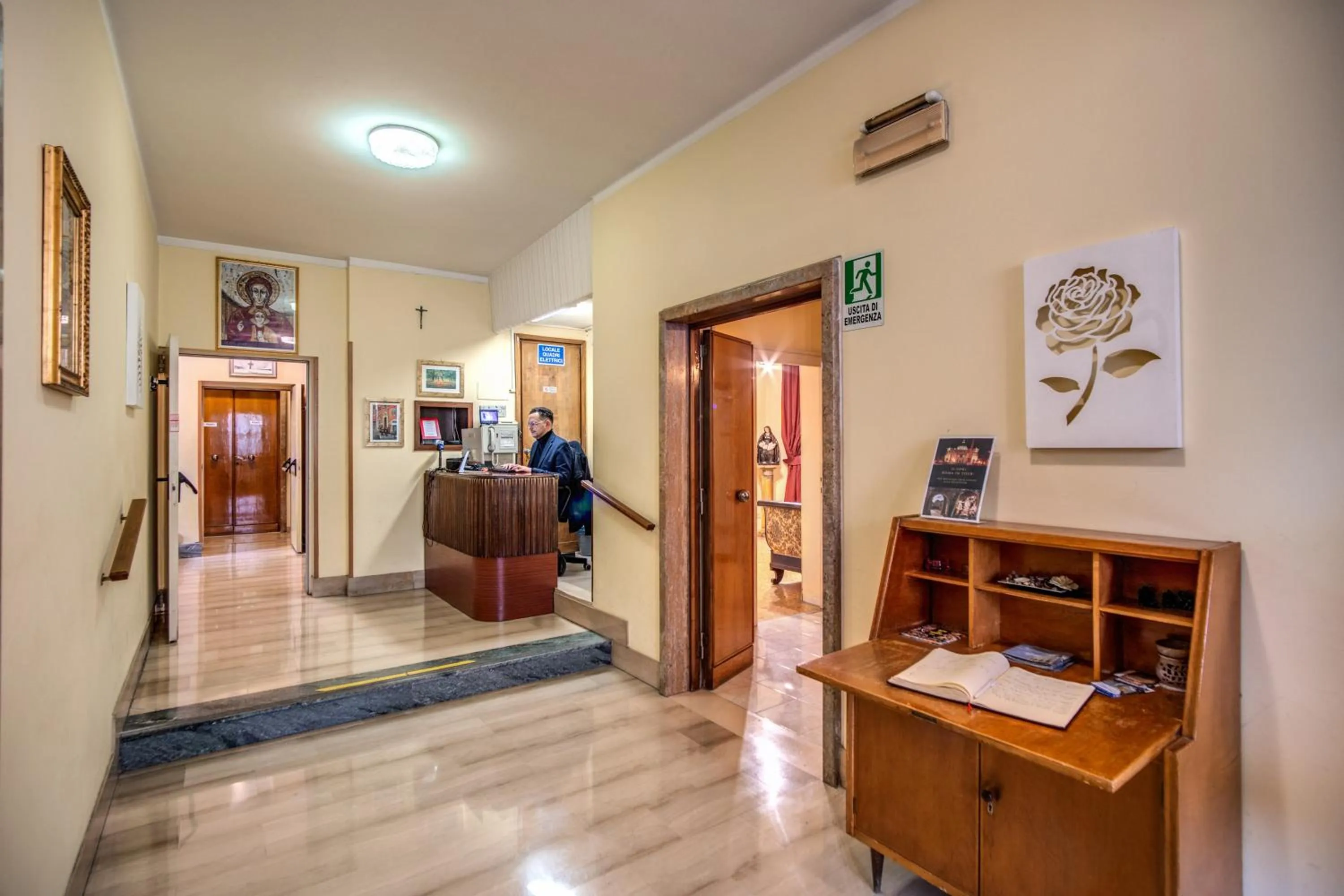 Lobby or reception in Casa per Ferie Ravasco San Pietro