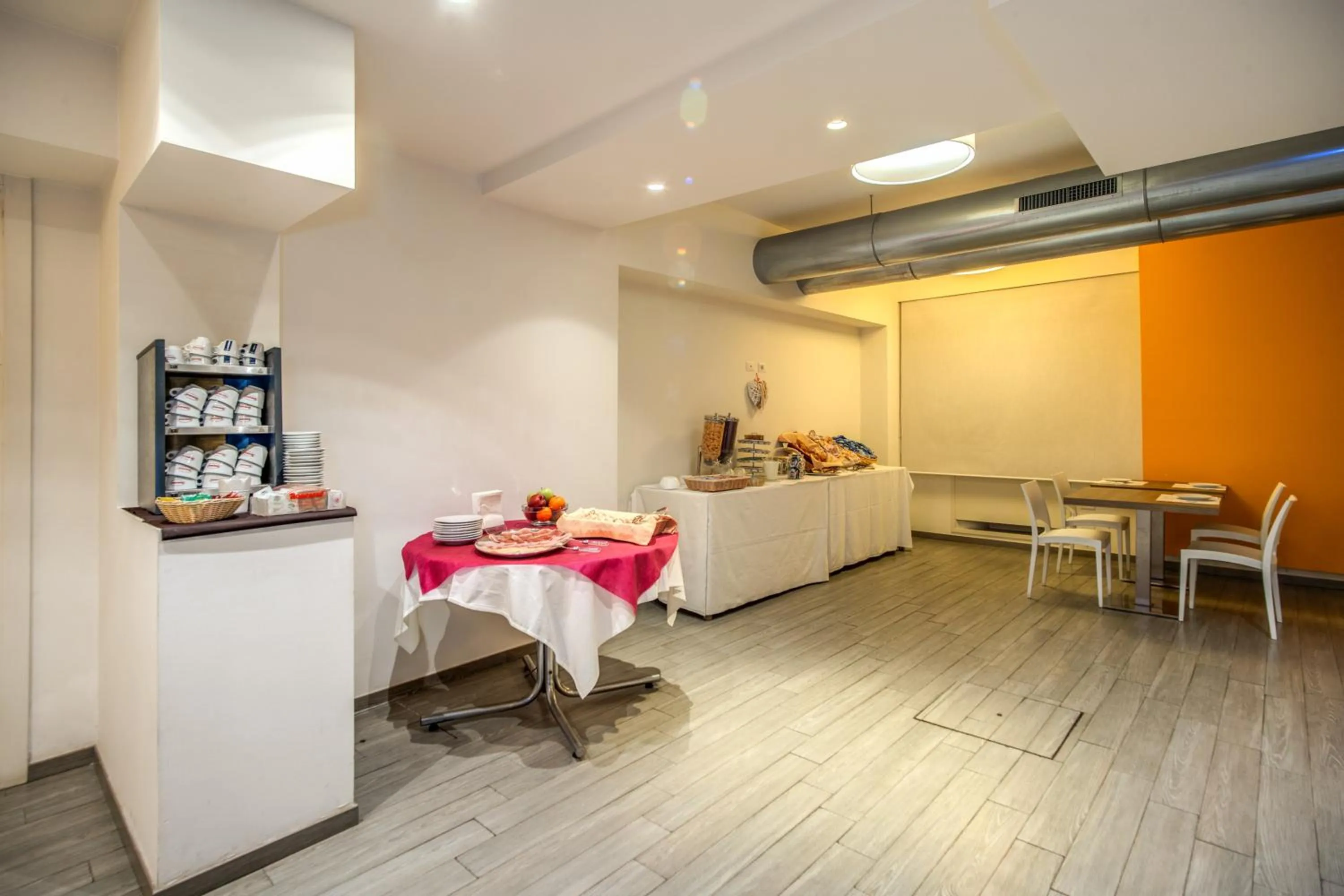 Food and drinks in Casa per Ferie Ravasco San Pietro