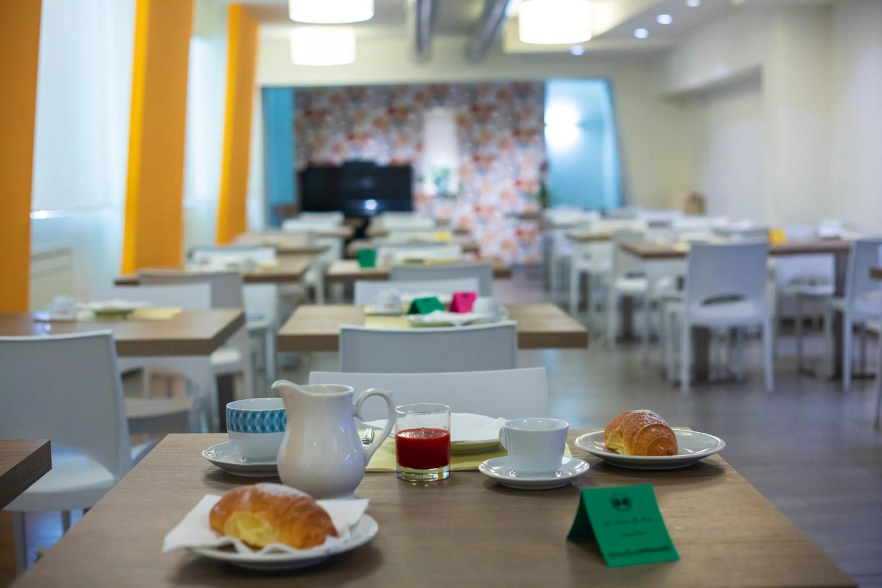 Restaurant/places to eat in Casa per Ferie Ravasco San Pietro